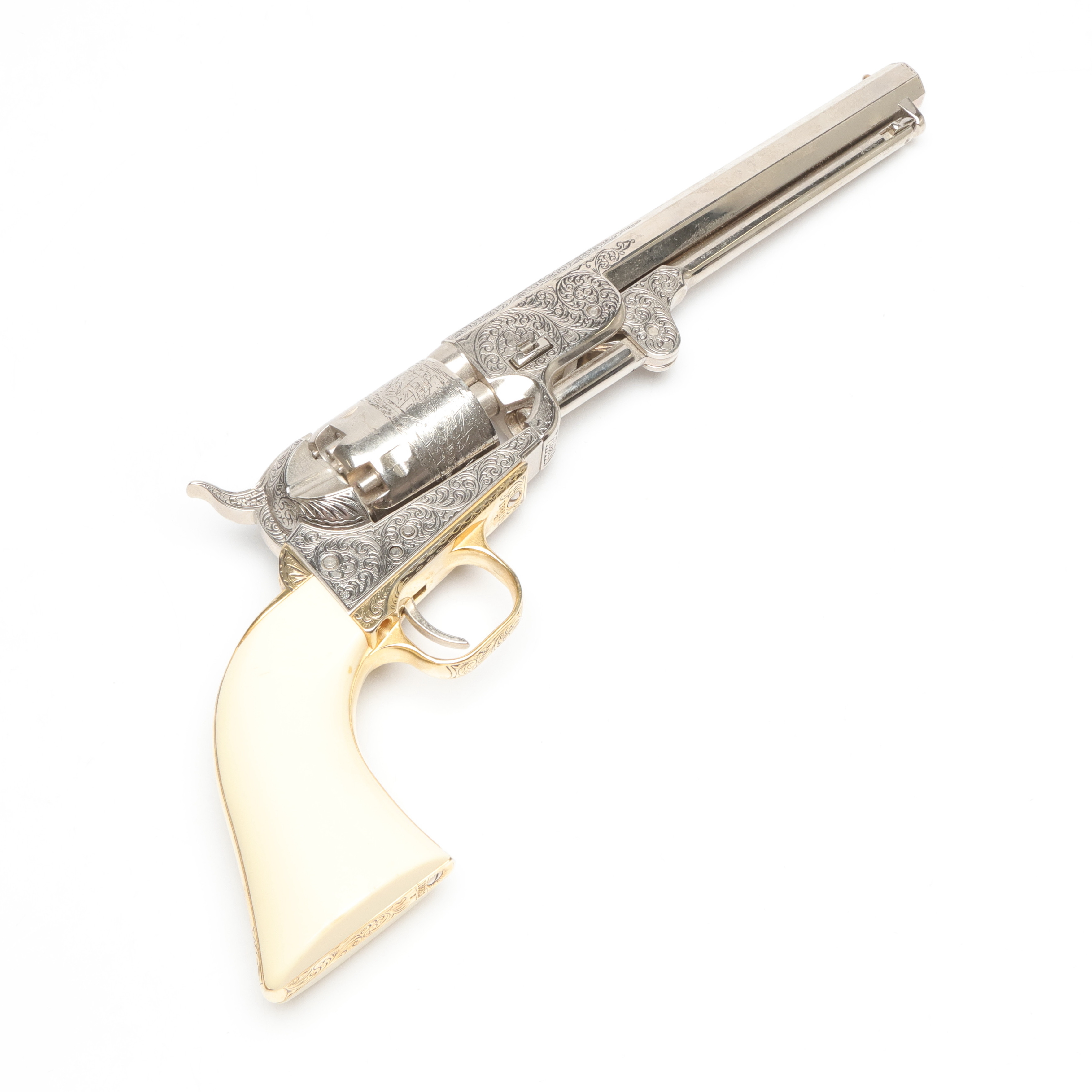 COLT NAVY, 1900-talskopia, silverfärgad med mässingsdetaljer.