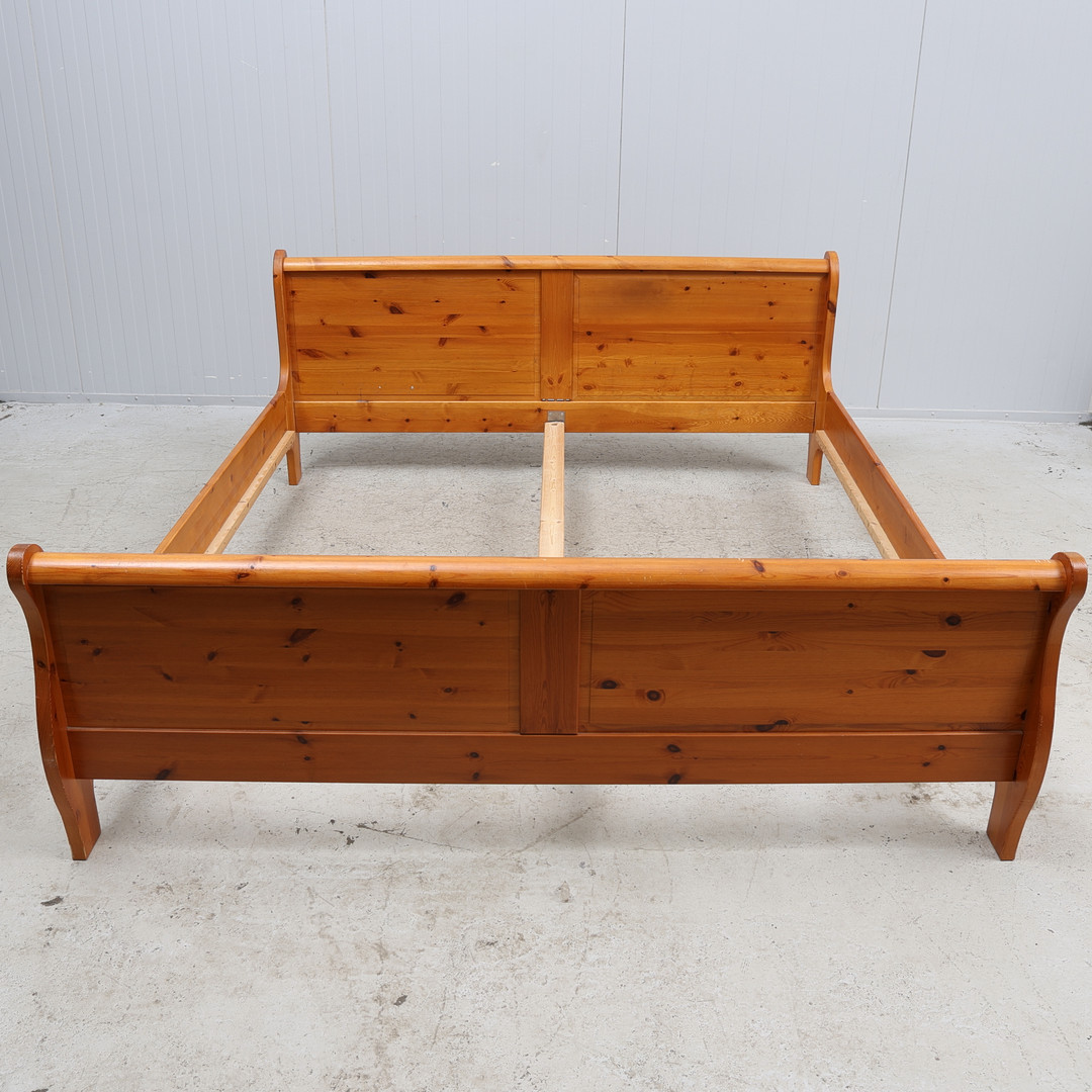 SÄNGRAM, furu, 1900-talets senare hälft.