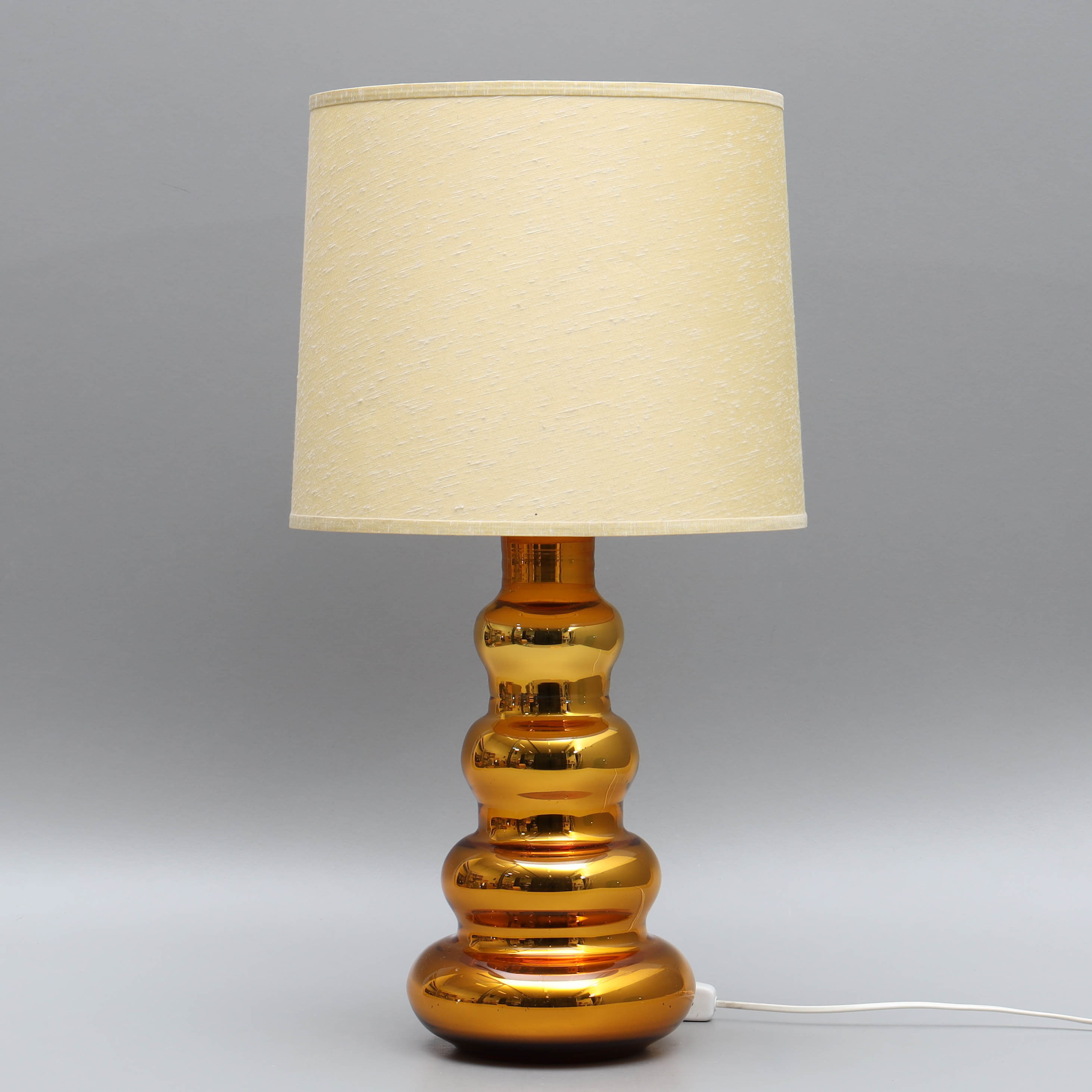 BORDSLAMPA, glas, troligen Orrefors, 1960/70-tal.