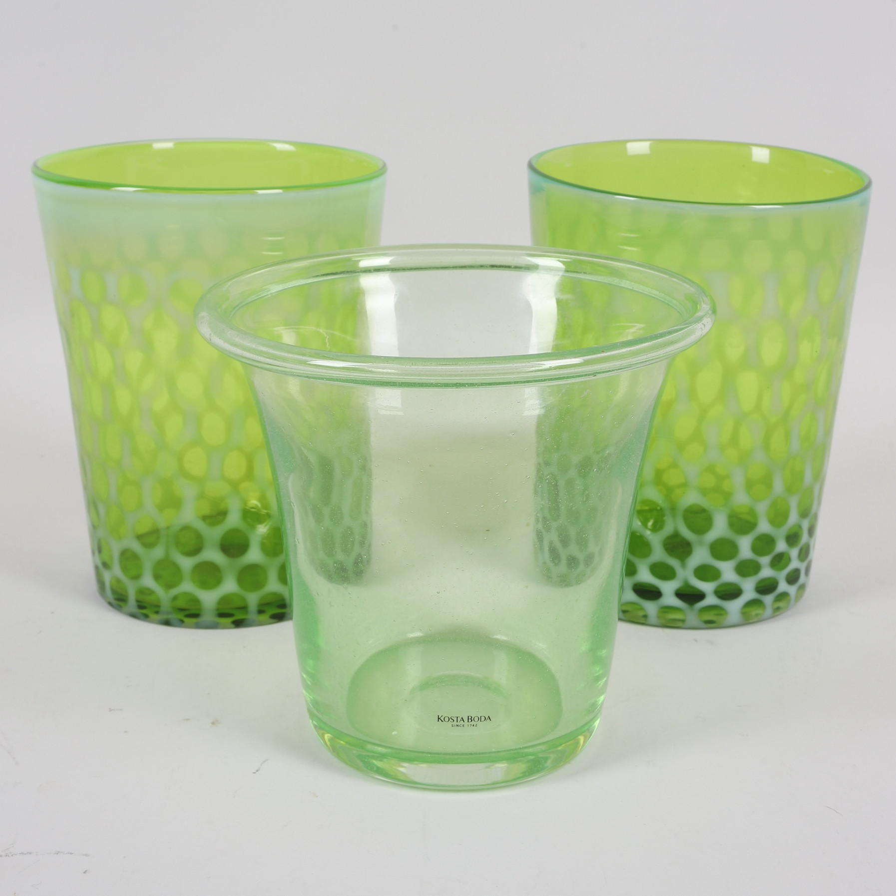 VASER, 3 st, grönt glas, Kosta Boda & Miljögården design.