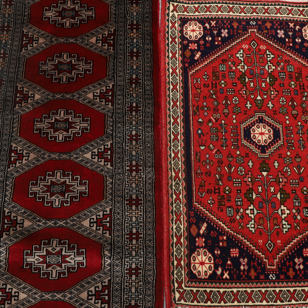 MATTOR, 2 st. orientaliska, mått från ca: 102x62 cm till 178x60 cm.