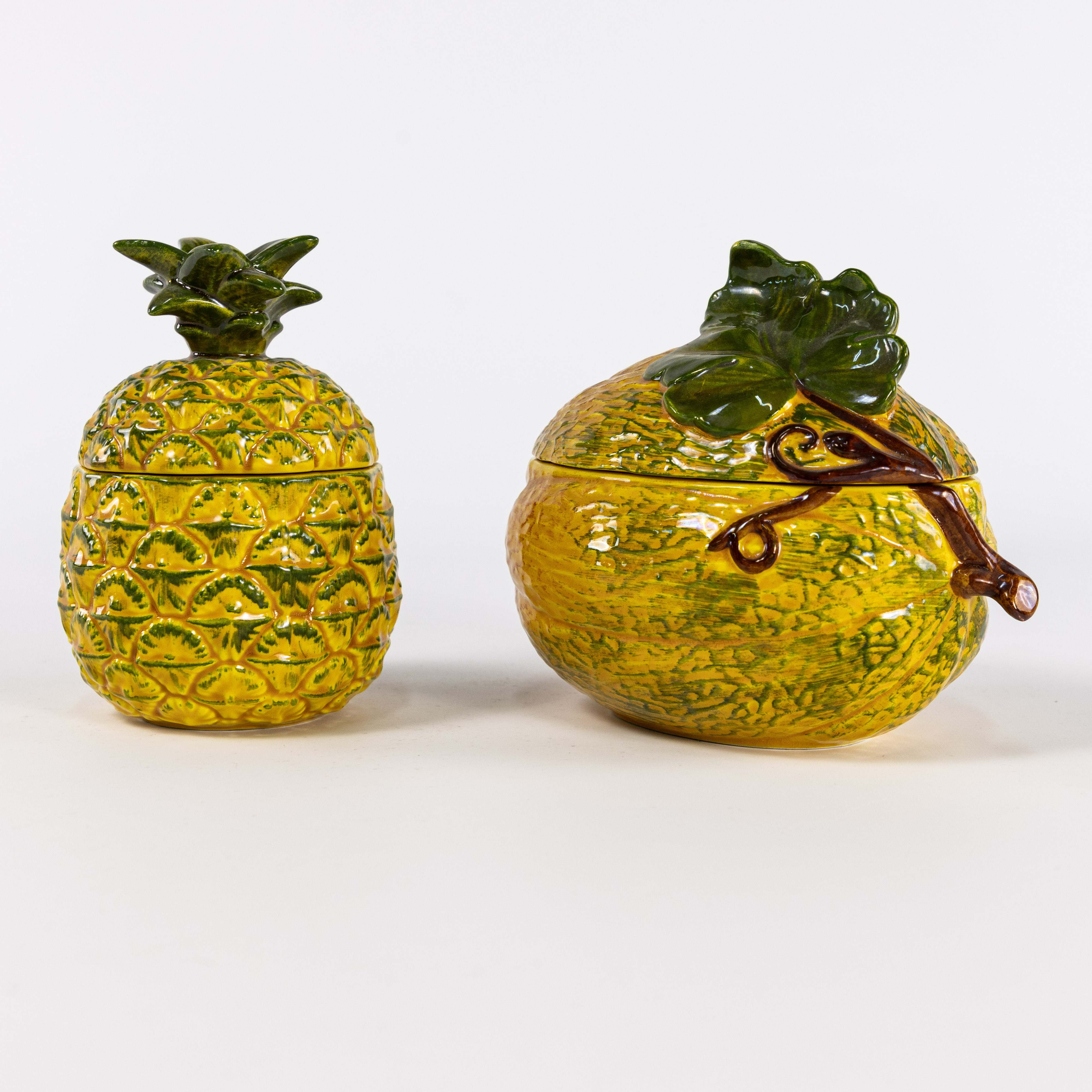 SKÅLAR, ananas, canteloupe, Italien, höjd 15,5 cm och mindre.