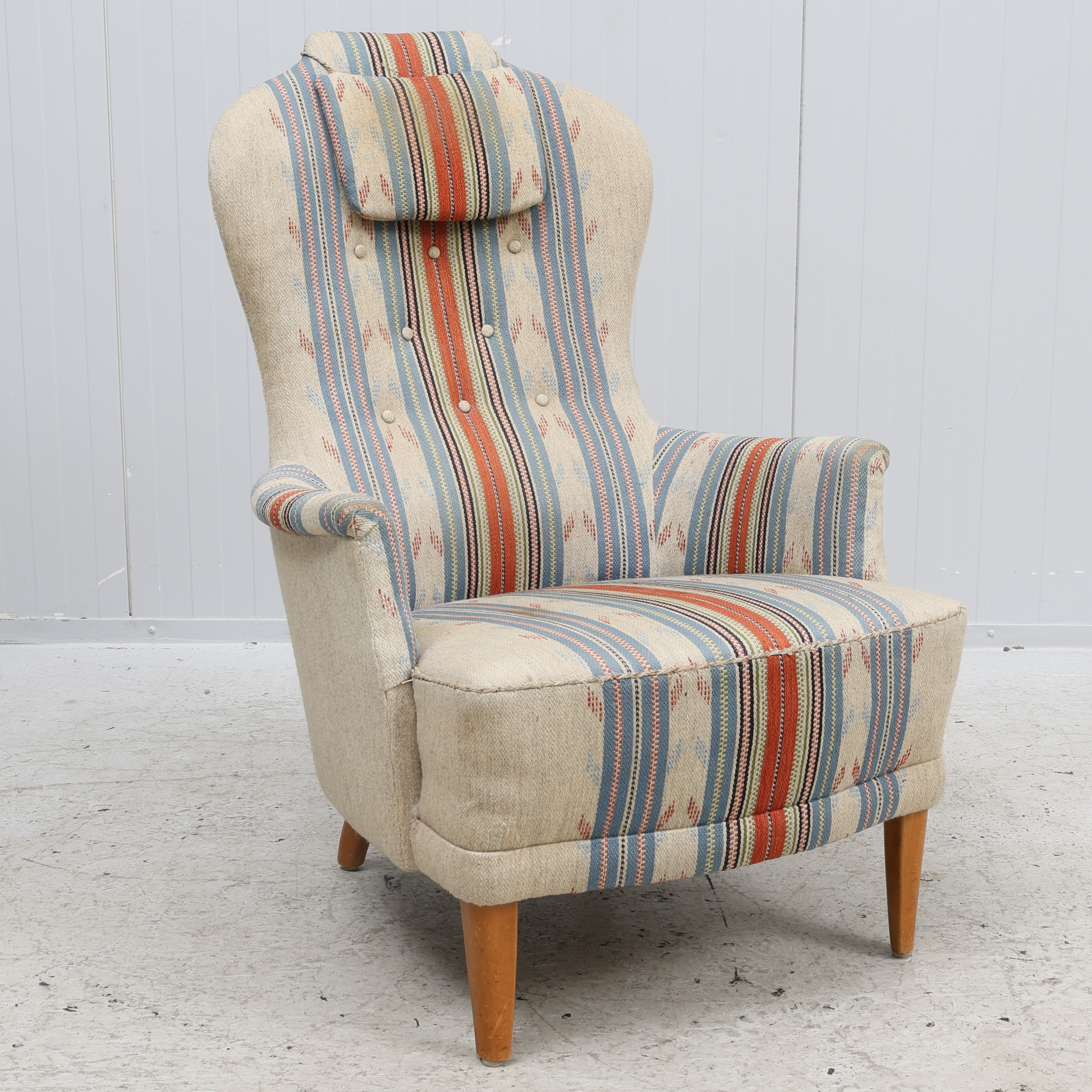 CARL MALMSTEN. Fåtölj, "Farmor", Blekingefärger, 1900-talets andra hälft.