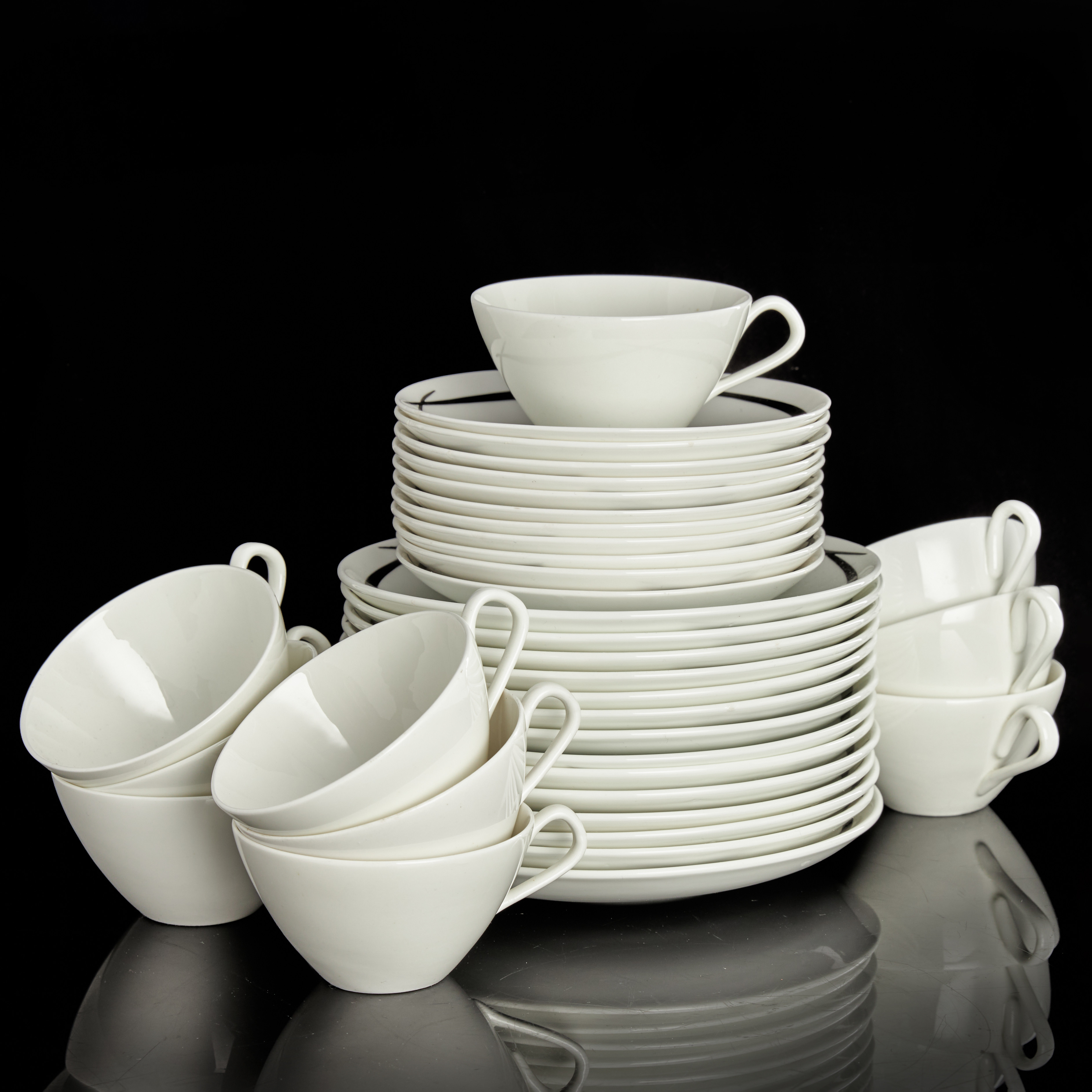 STIG LINDBERG (1916–1982). Kaffeservis, 24 delar, "Pencil", Gustavsberg.