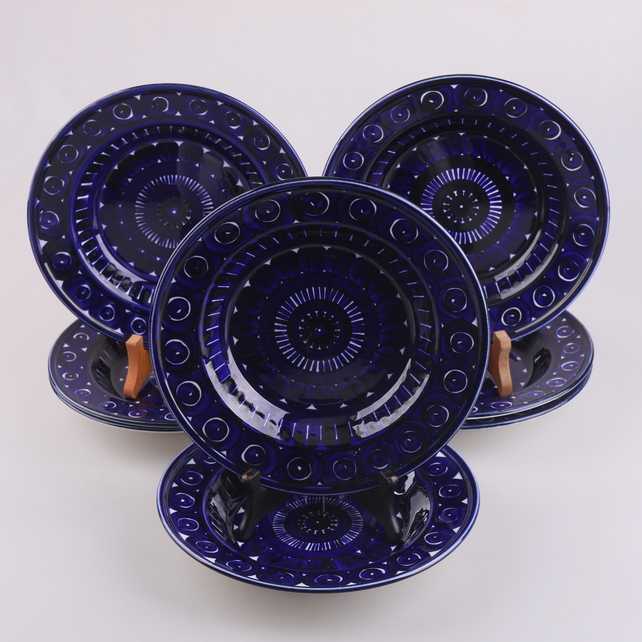 ULLA PROCOPÉ. Djupa tallrikar, 8 stycken, "Valencia", Arabia, Finland.