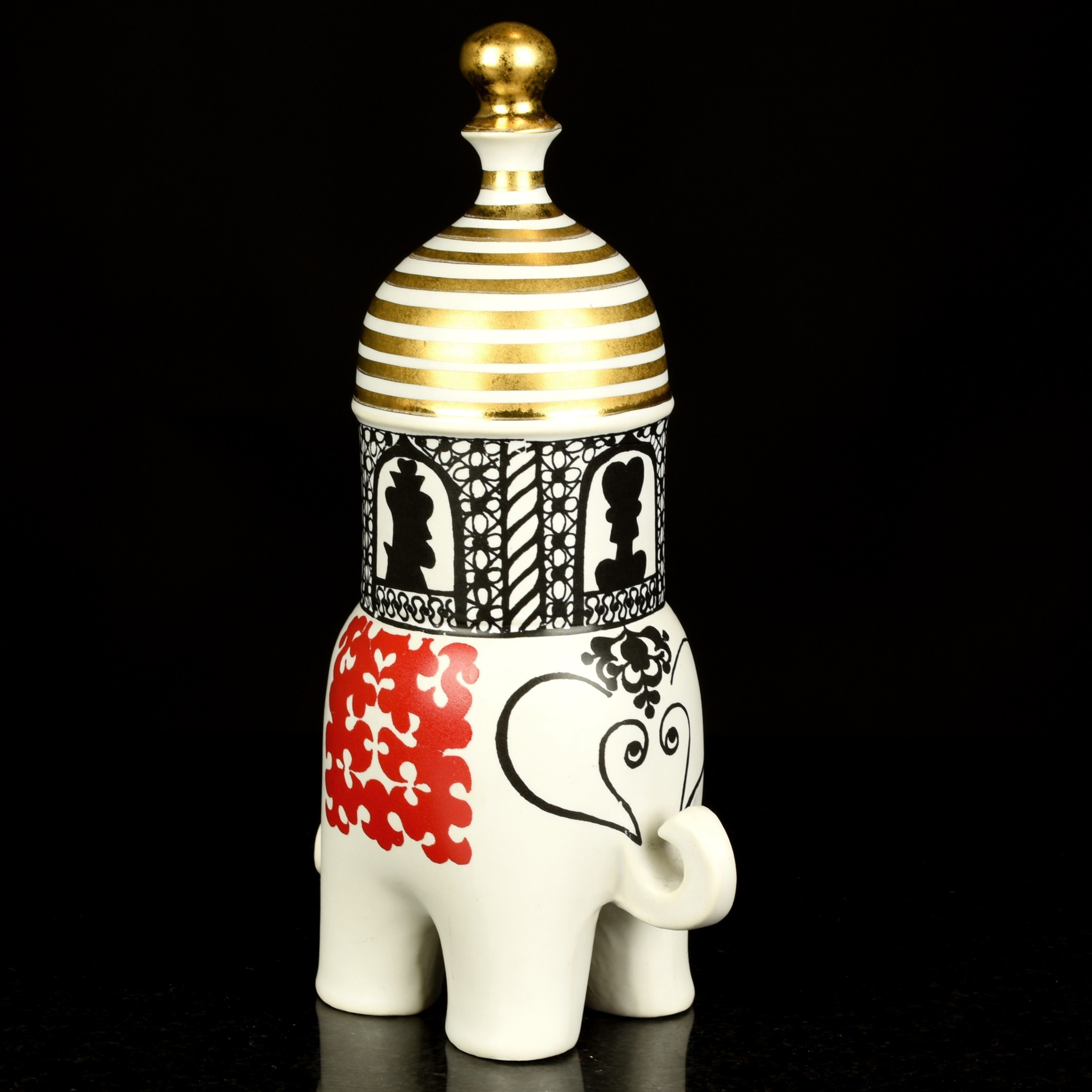 LISA LARSON. Elefant, ur "Traffic", Gustavsberg, stengods, produktion 1971-1973.