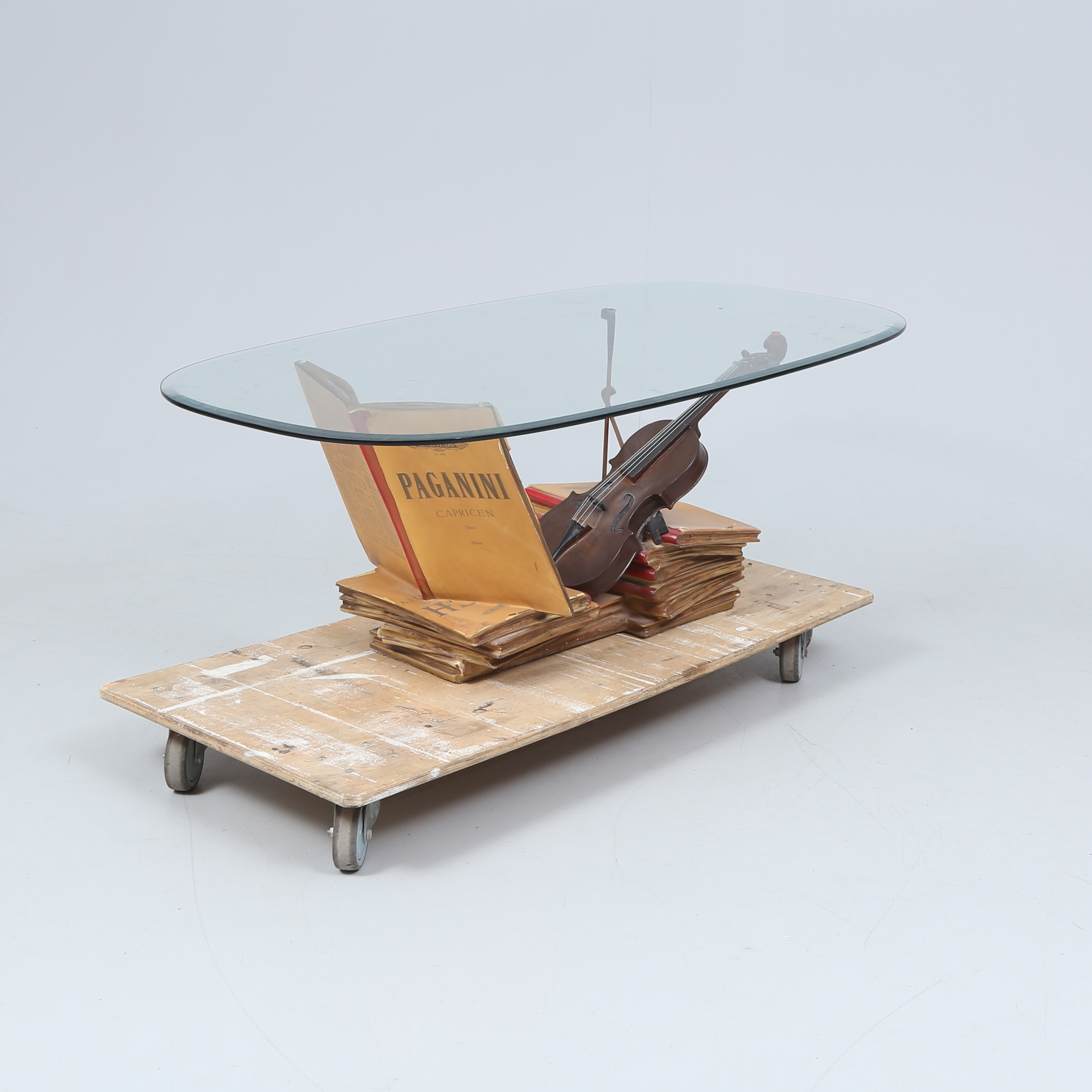 SOFFBORD, med glasskiva, 1900-talets andra hälft.