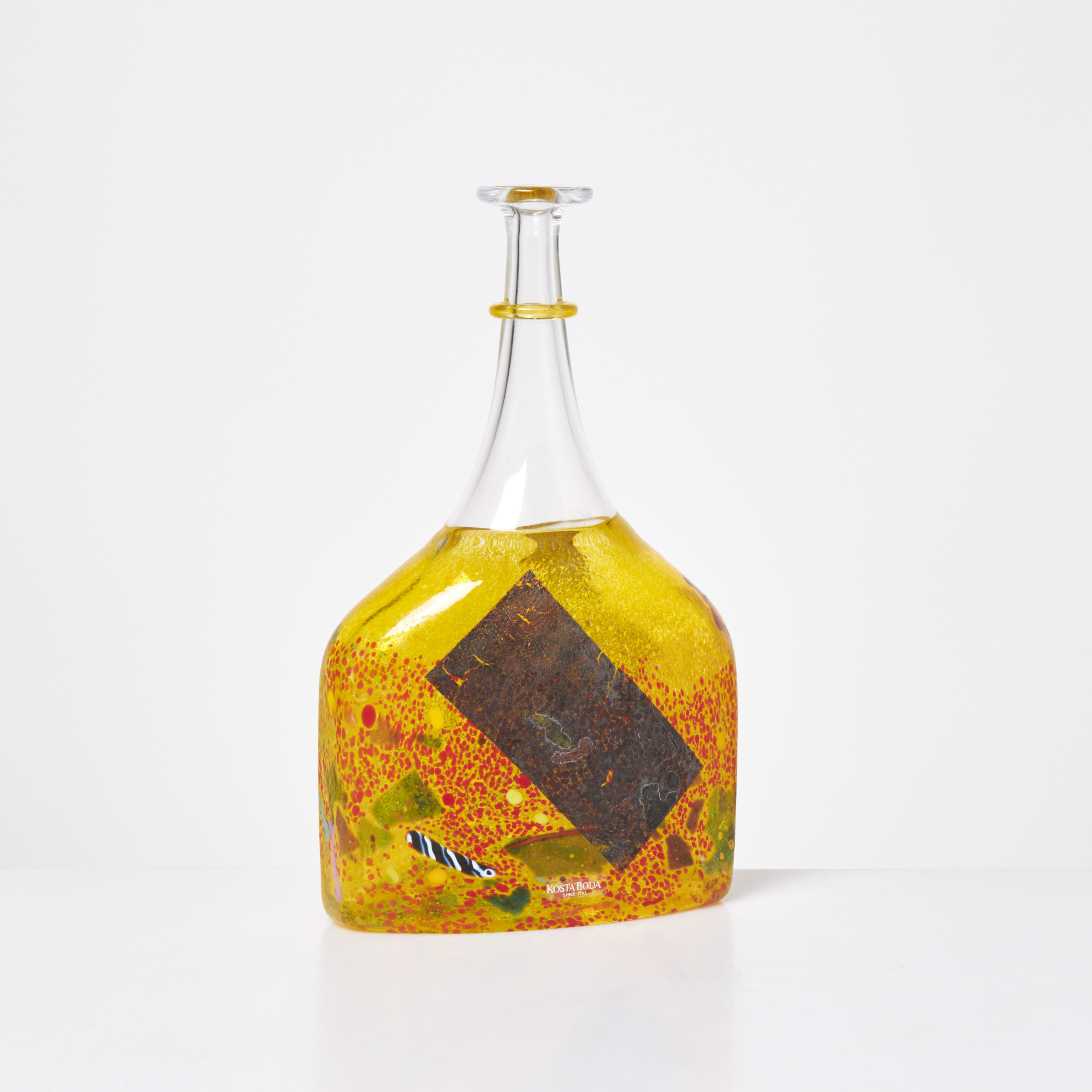 BERTIL VALLIEN. Flaska, glas, "Satellite", signerad "Kosta Boda Artist coll B Vallien 89252".