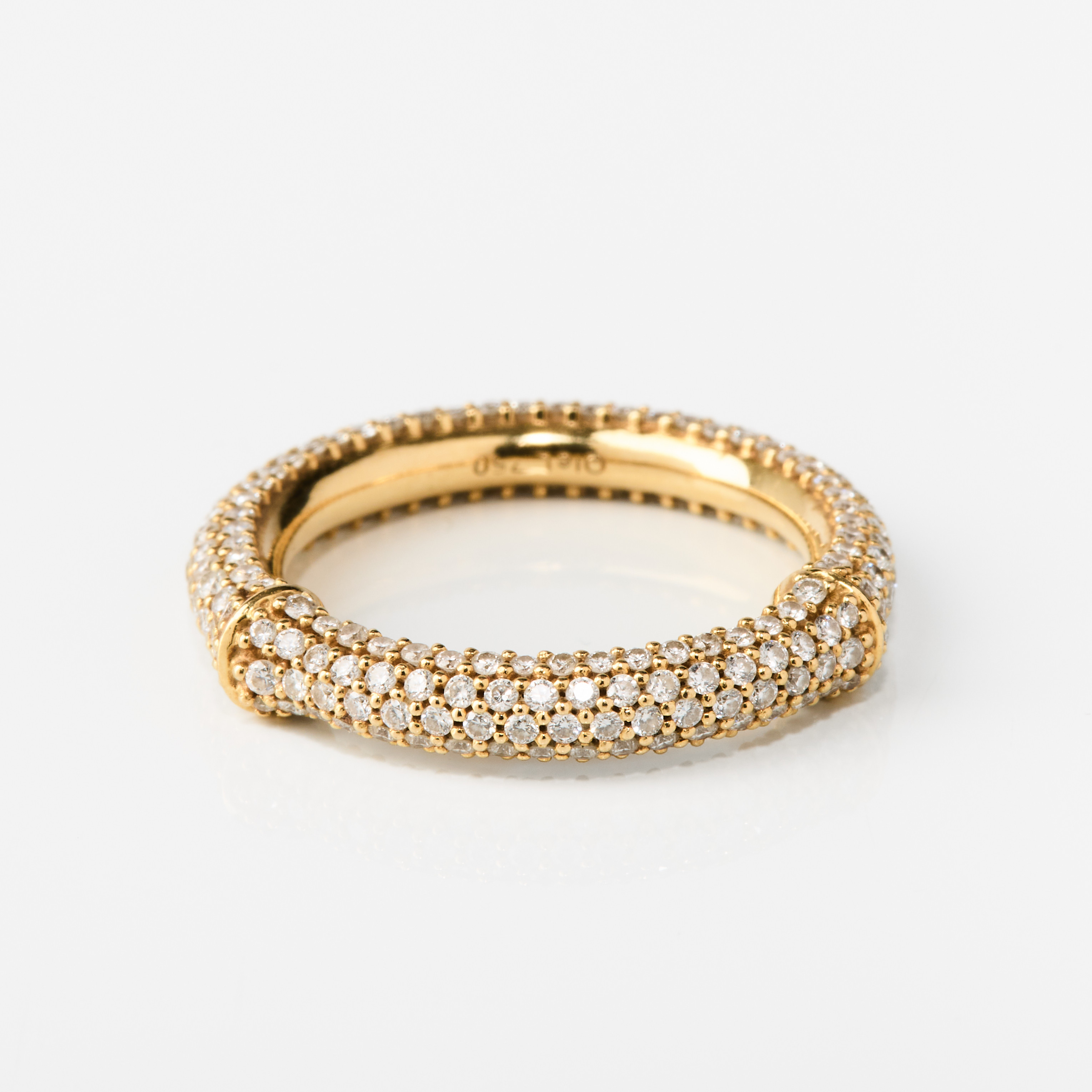 CHARLOTTE LYNGGAARD. Ring, "Nature IV", 18K guld, Ole Lynggaard, Danmark.