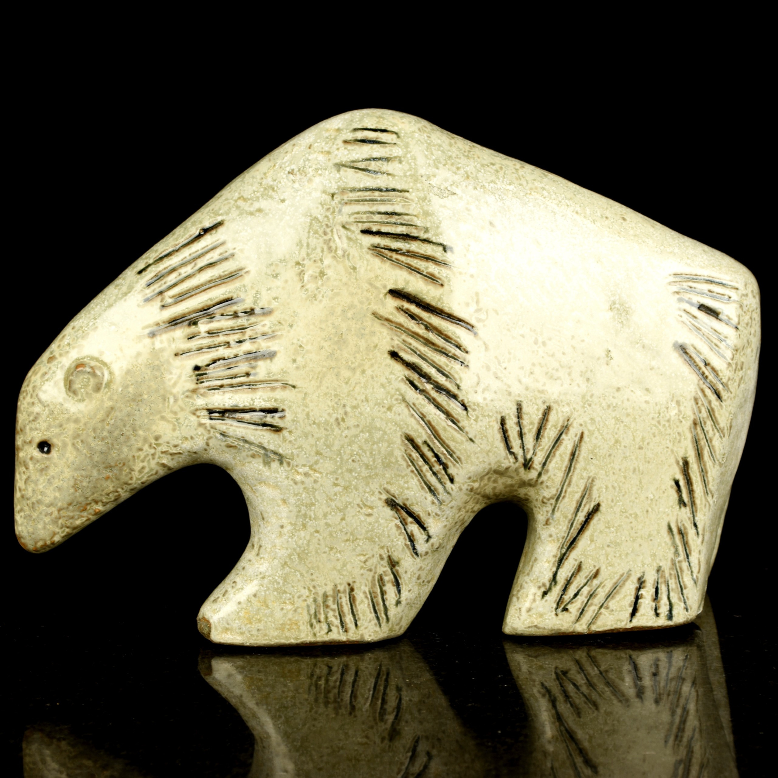 LISA LARSON. Figurin, stengods, Isbjörn, ur serien Stora Zoo, Gustavsberg, formgiven 1957.