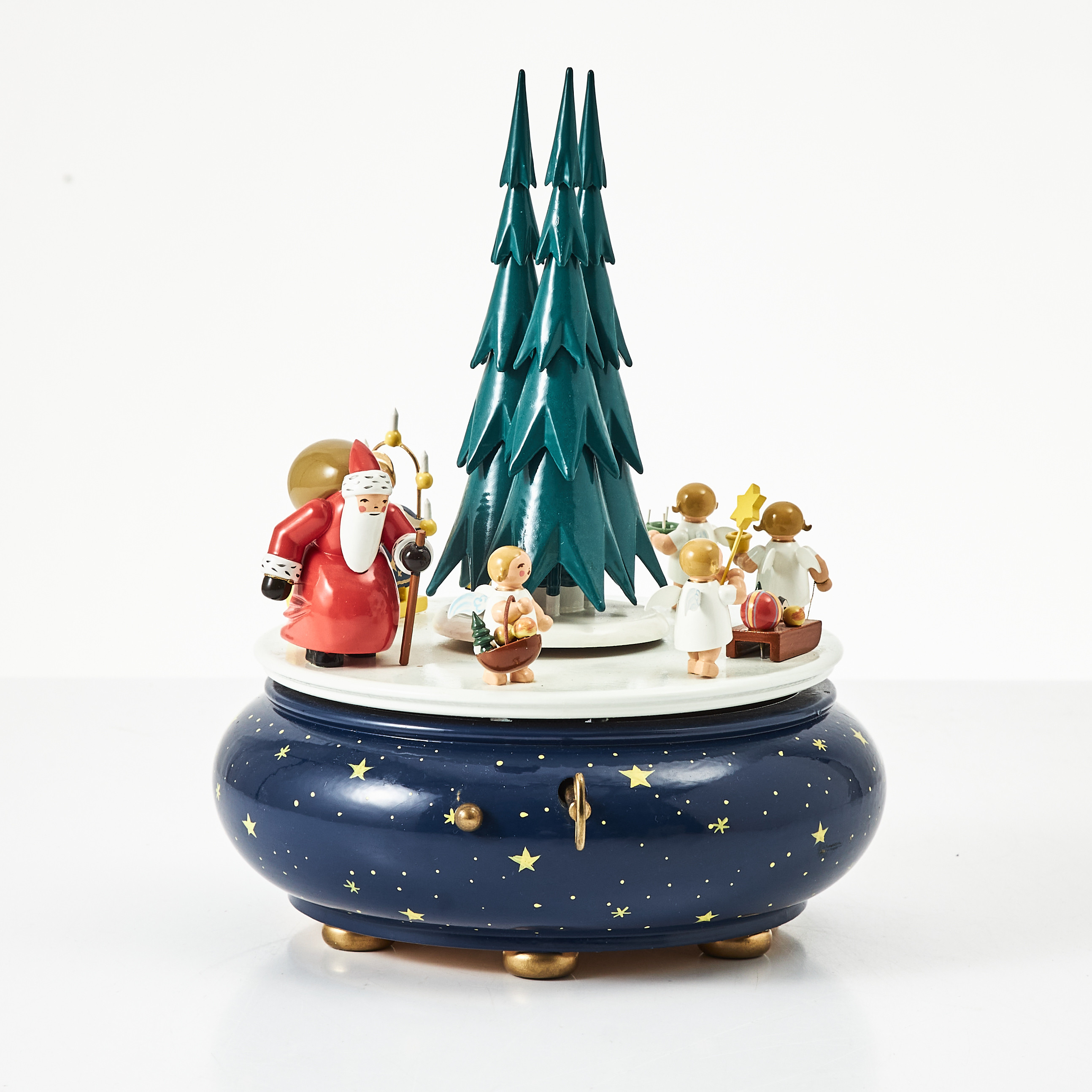 WENDT & KÜHN. “Christmas Procession”, speldosa, Tyskland, 1980/90-tal, polykromt bemålat trä, julmotiv.