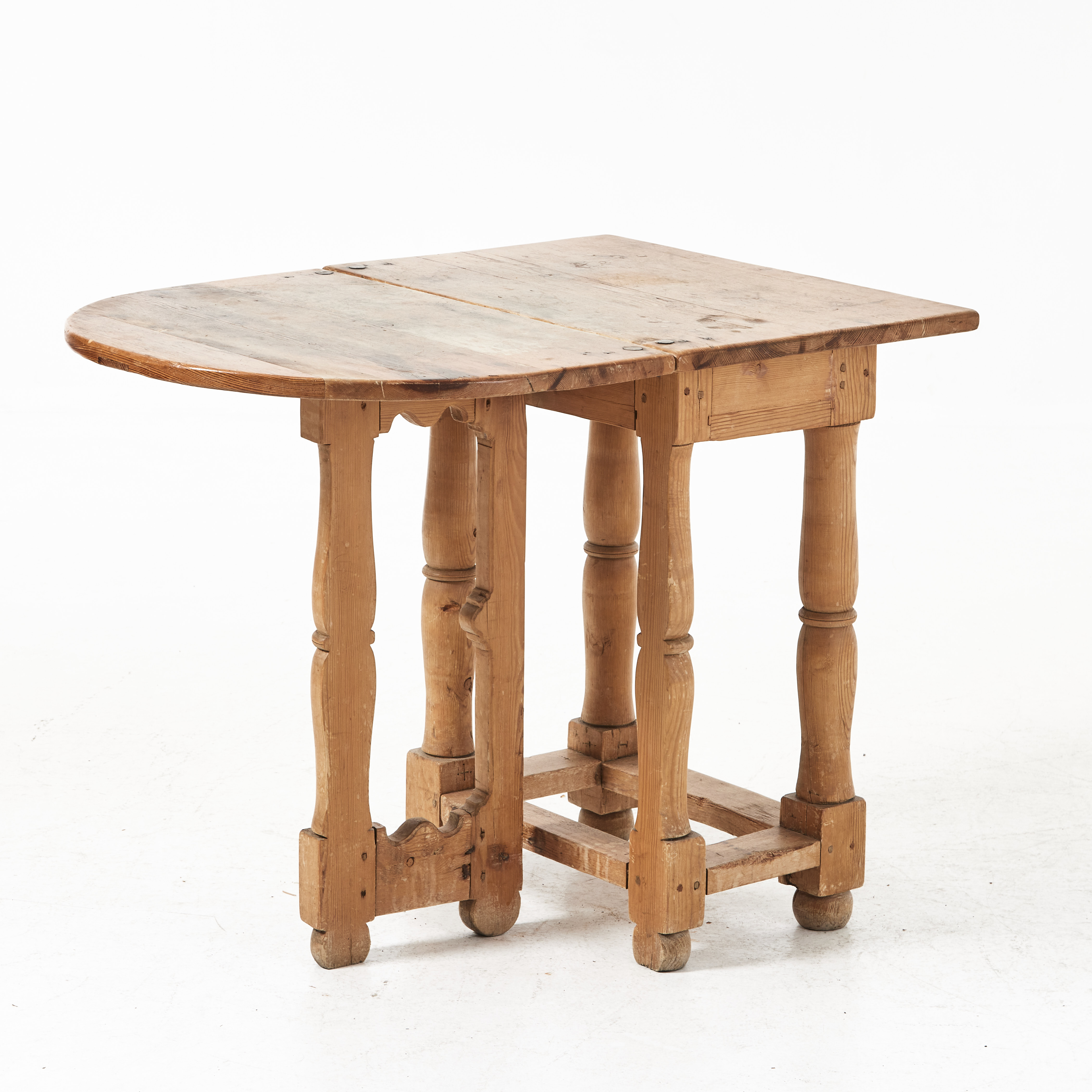 SLAGBORD, 1800-talets första, allmoge, furu.