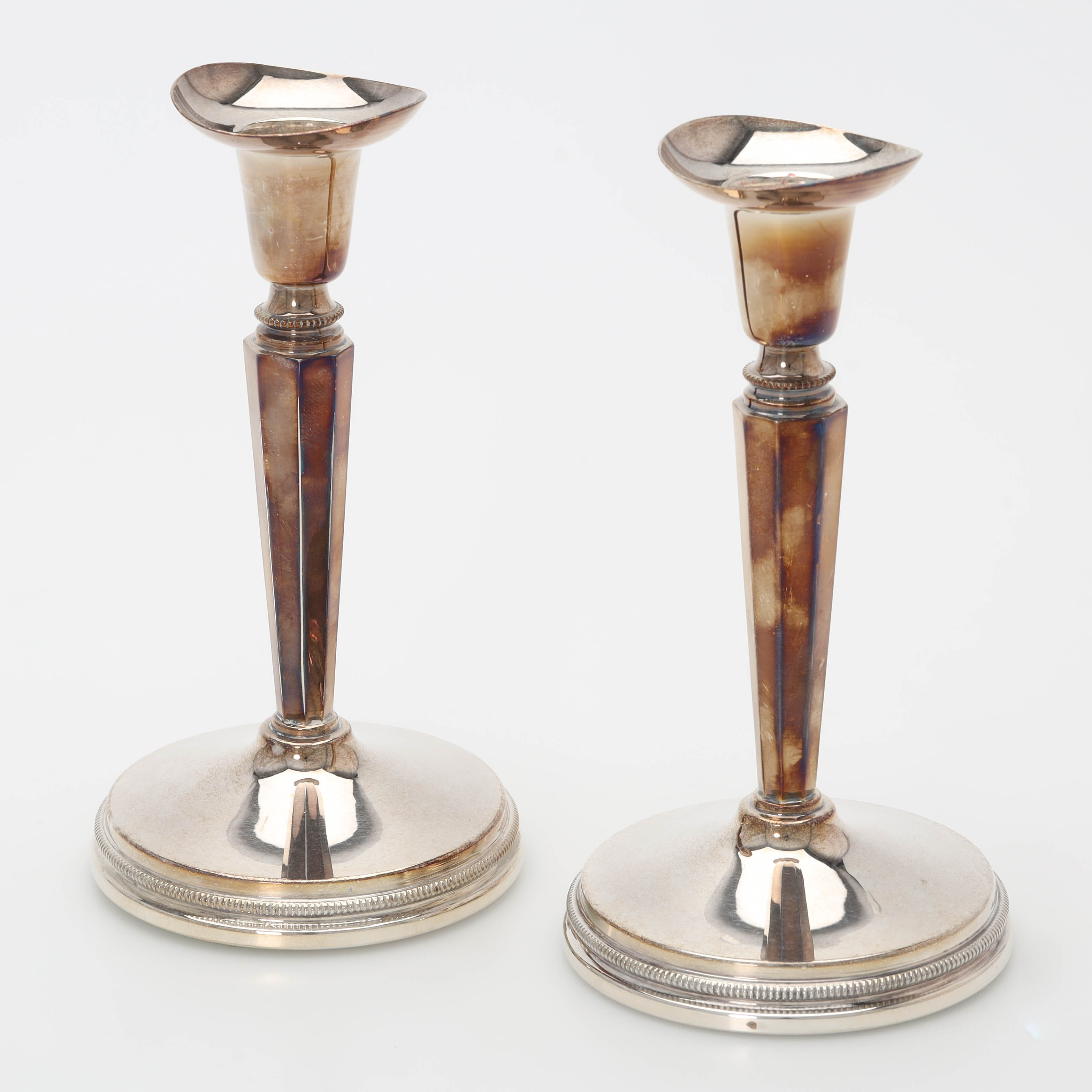 ERIC LÖFMAN. Ljusstakar, ett par, silver, Markströms, Uddevalla 1986.