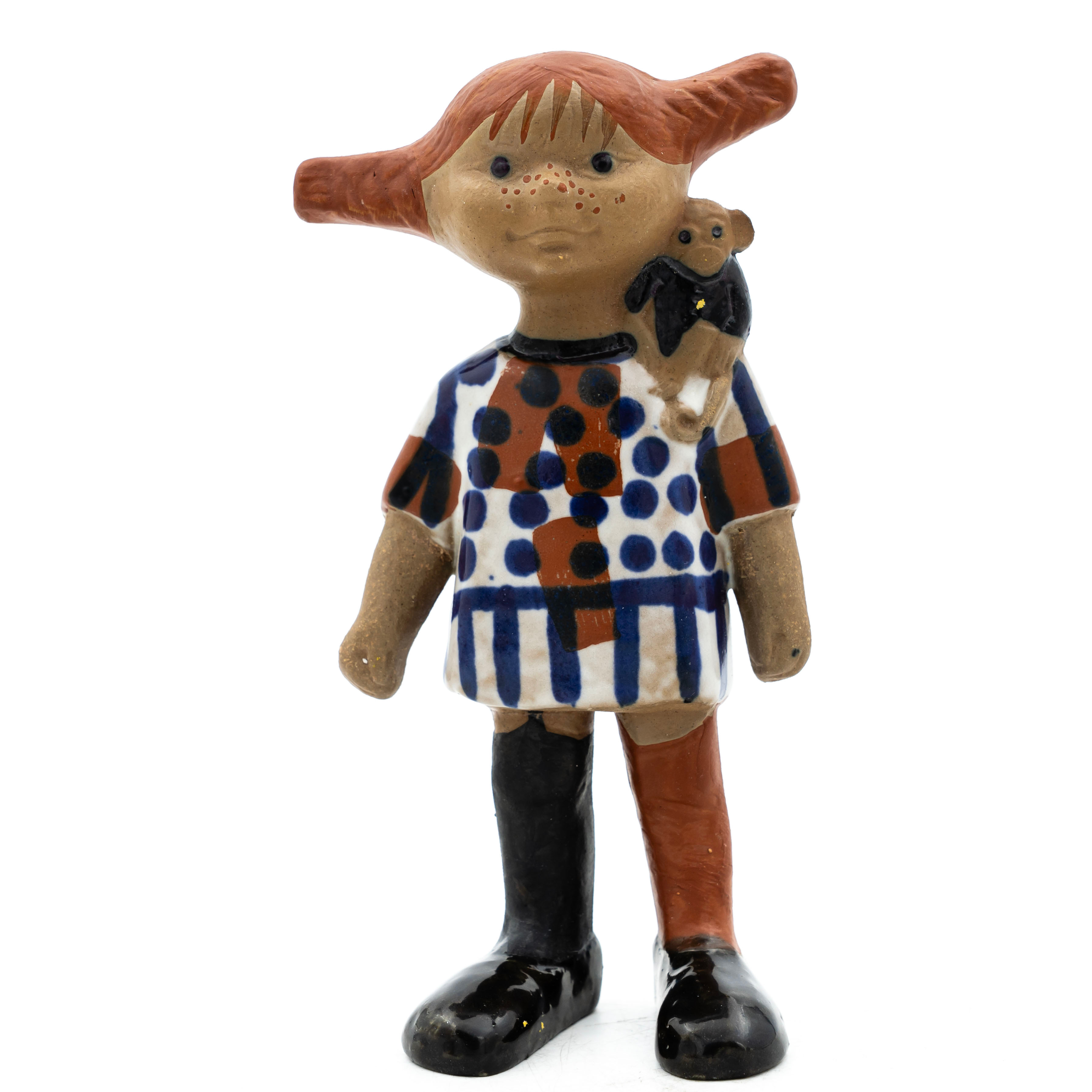 LISA LARSON. Figurin, glaserat lergods, "Pippi Långstrump", formgiven 1967, stämpelmärkt, Gustavsberg.