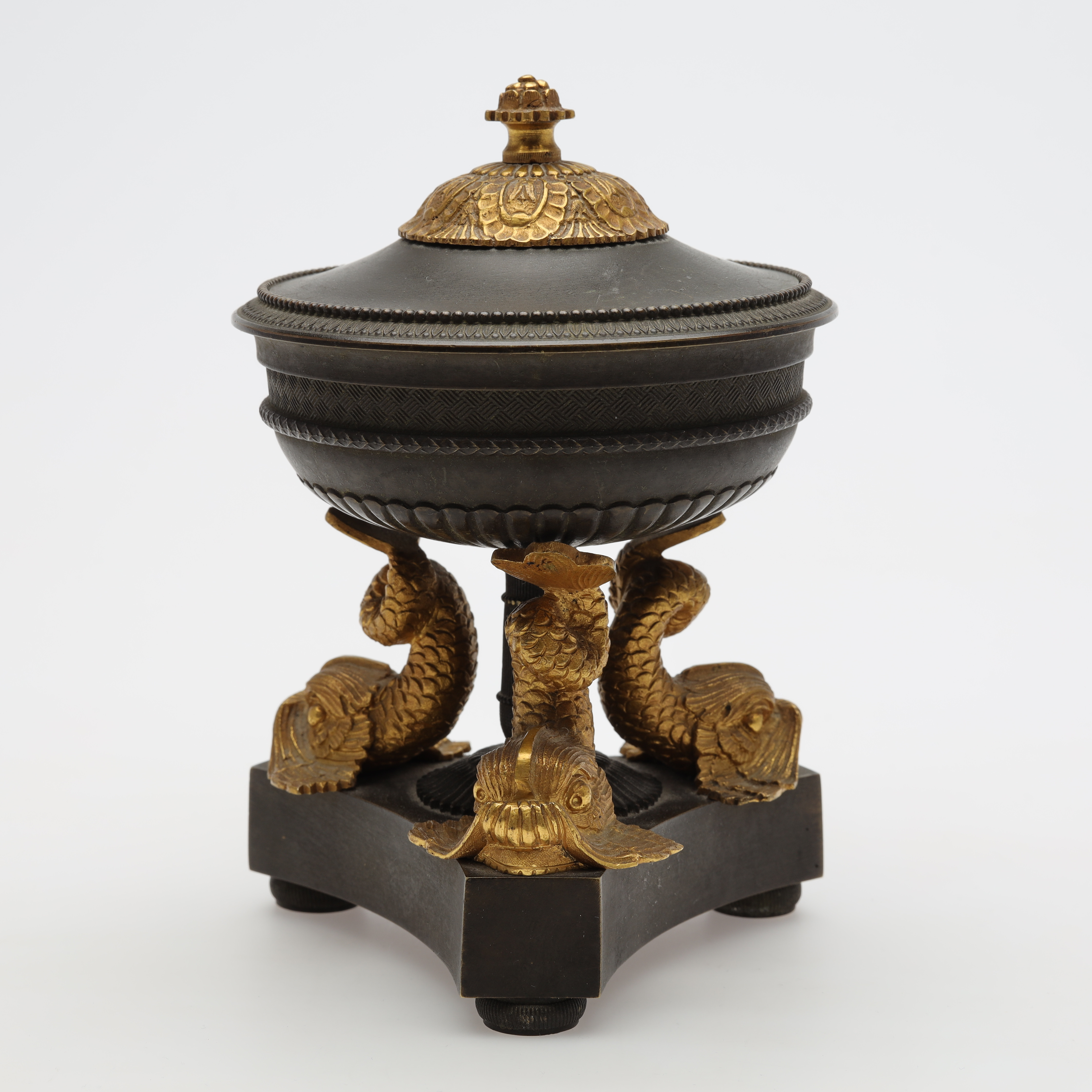 BONBONJÄR, empirstil 18/1900-tal.