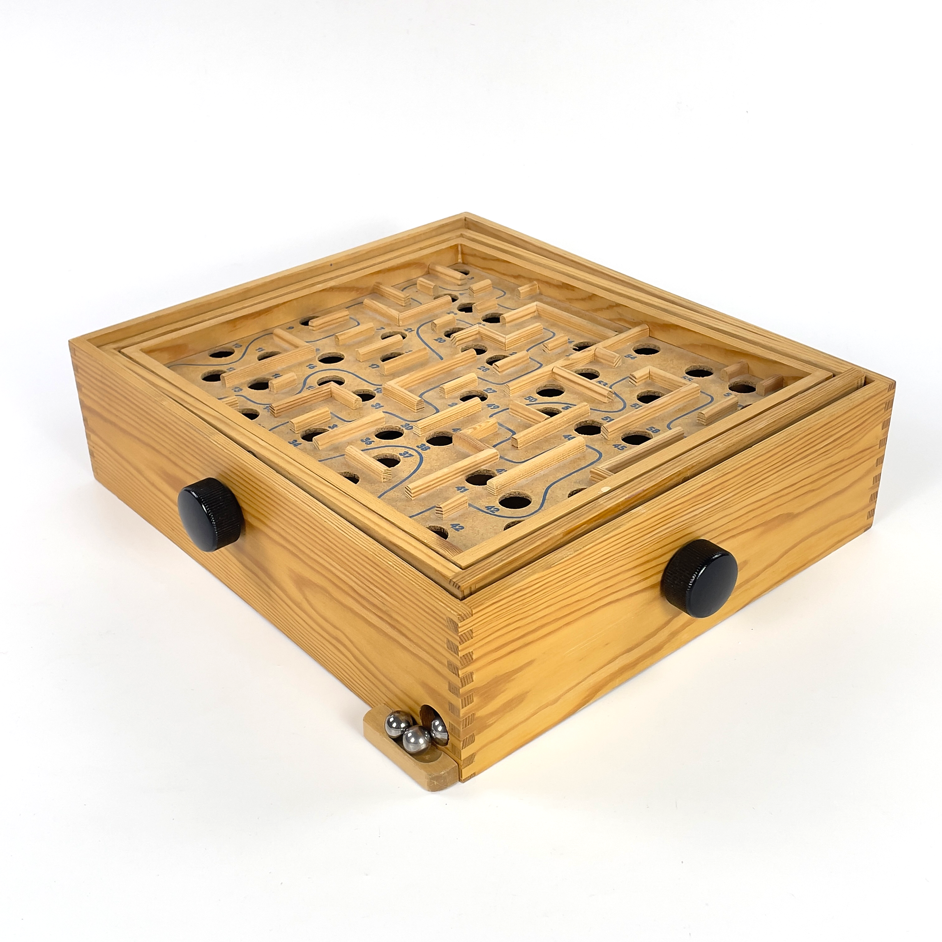 SPEL. "Labyrintspel", BRIO, 1900-talets andra hälft.