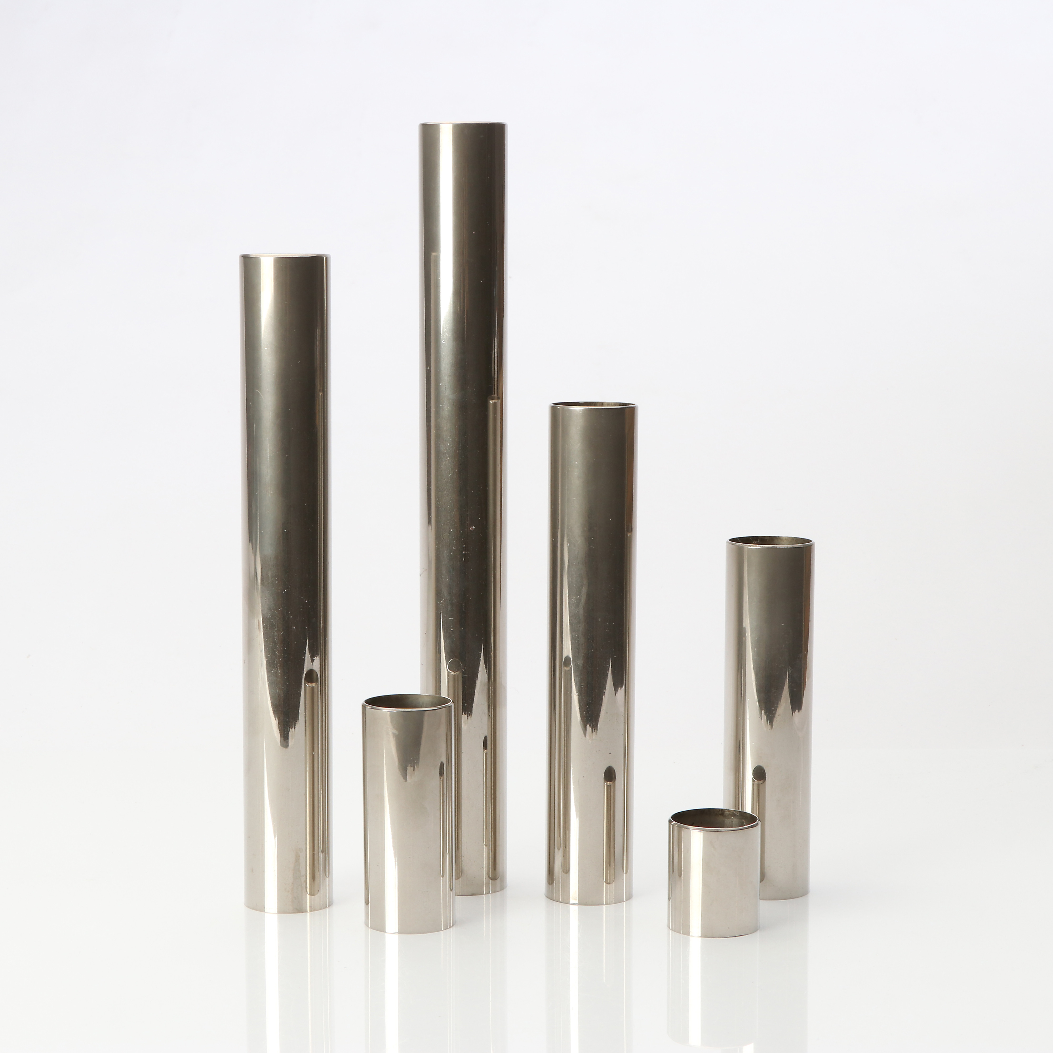 LJUSSTAKAR, SEX ST. Förkromat stål. 1900-talets andra hälft. Omärkta.