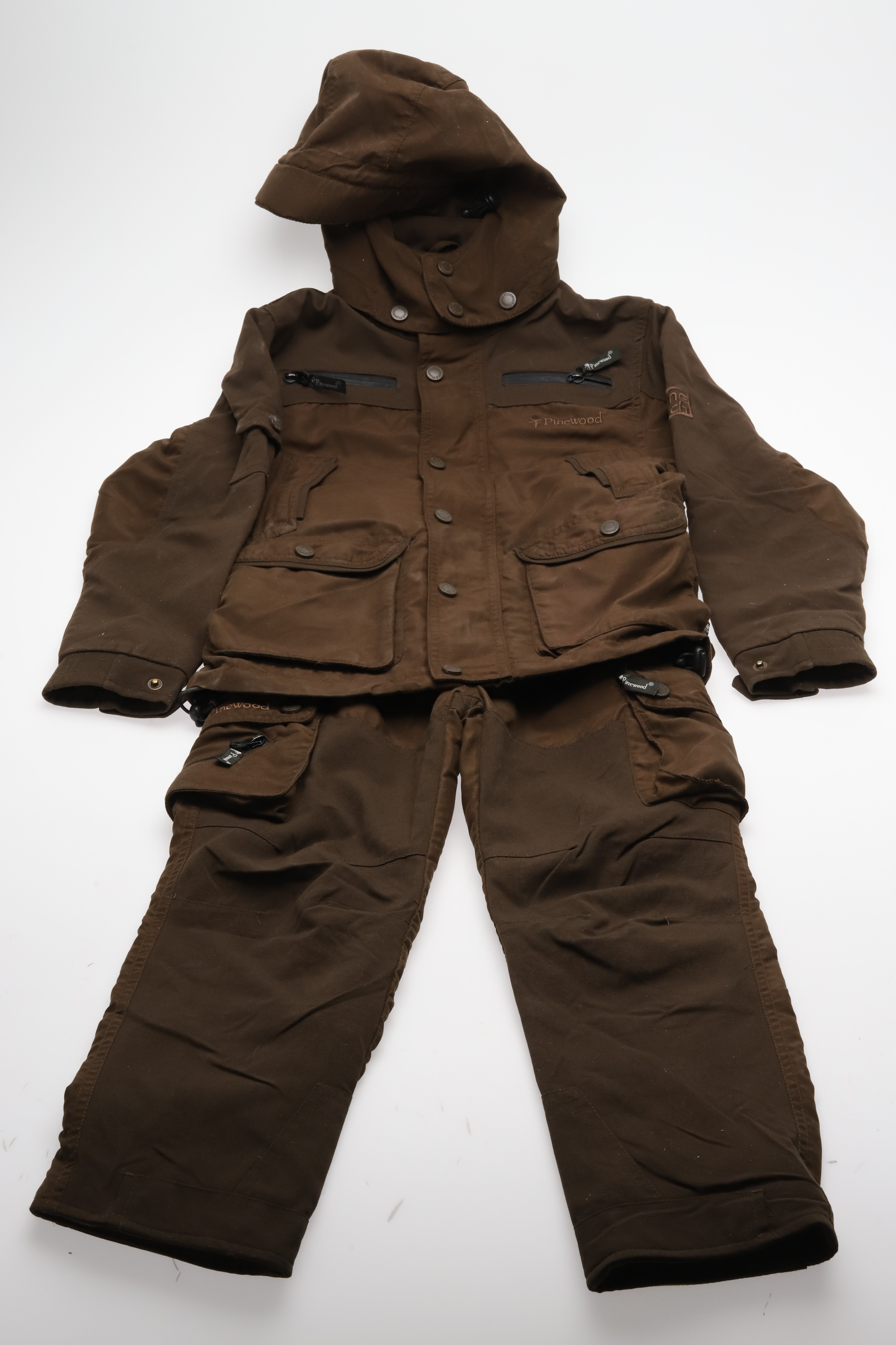 FRILUFTSKLÄDER FÖR BARN, PINEWOOD, storlek 128, 2 delar.