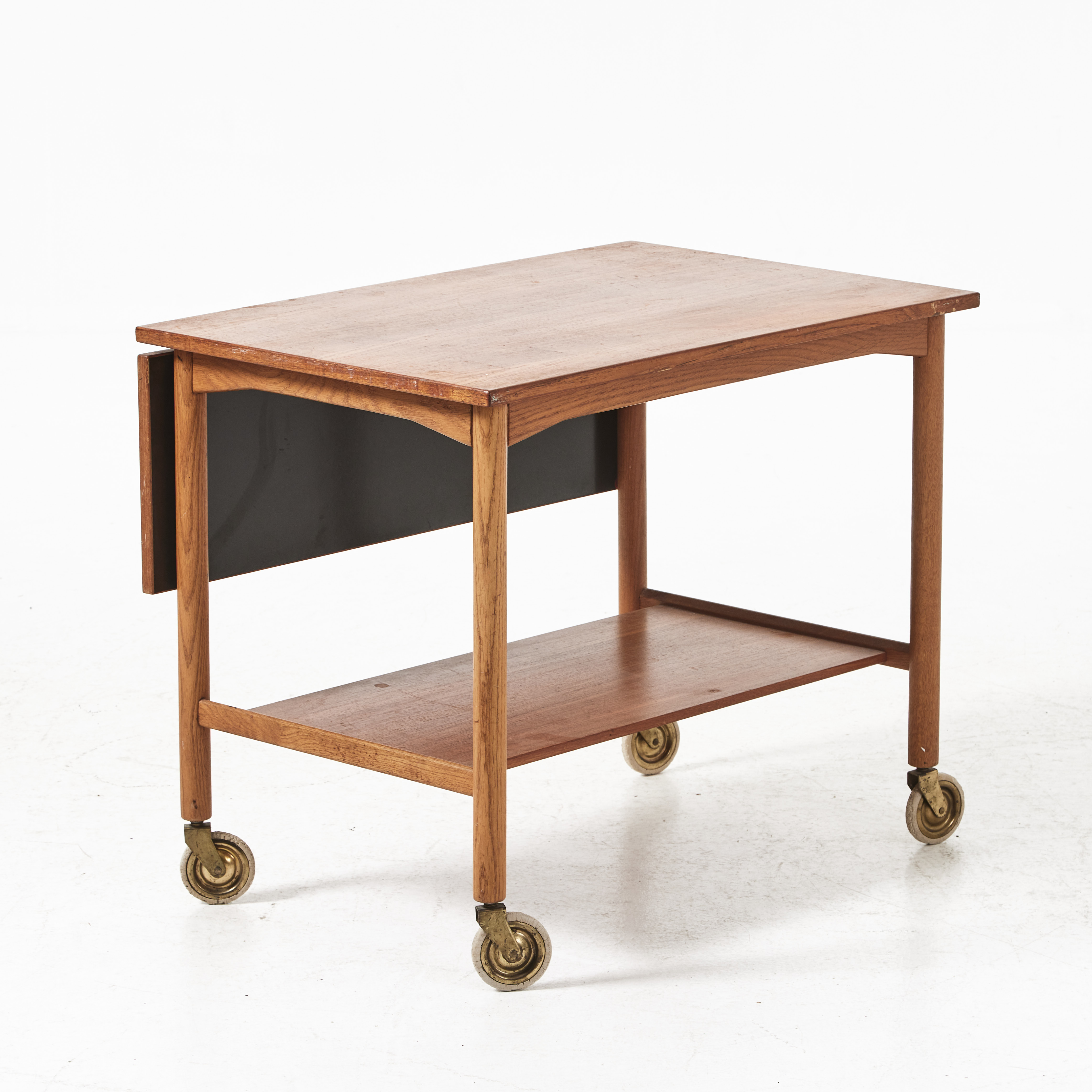 SERVERINGSVAGN, Gemla, teak, klaff med svartlaminat, 1960-tal, på hjul.
