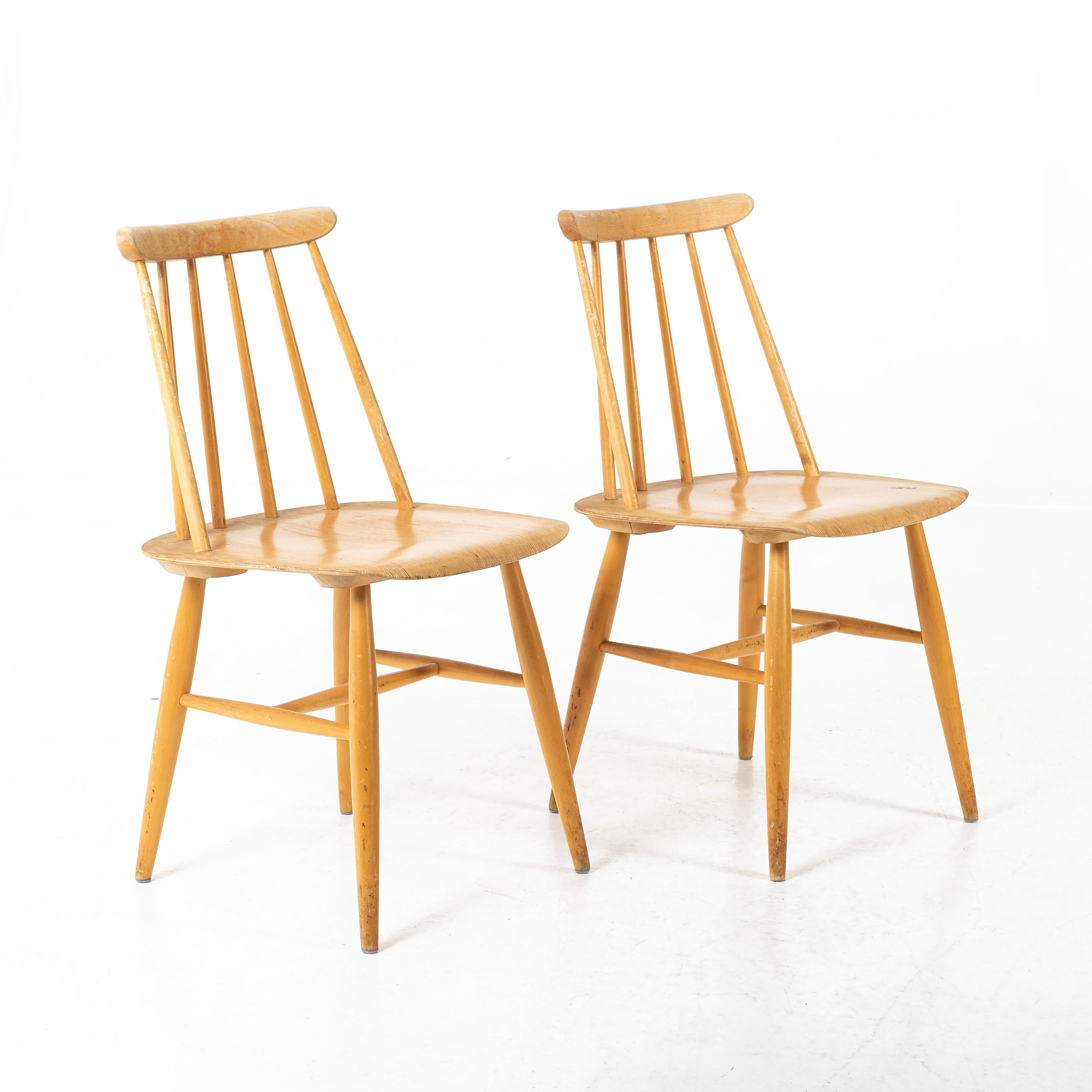 ILMARI TAPIOVAARA. stolar ett par, Fanett,Edsbyverken, modellen formgiven 1955.