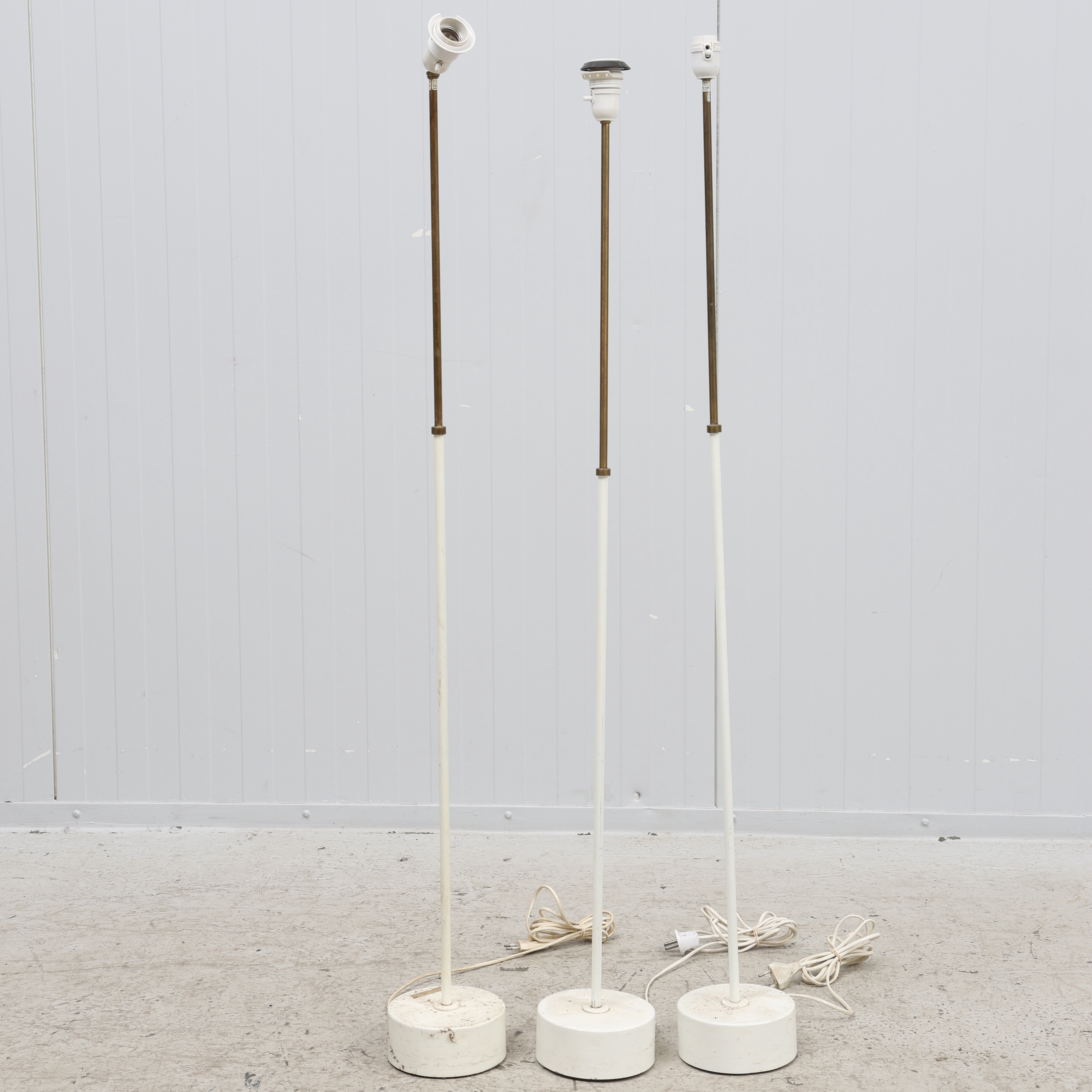 HANS-AGNE JAKOBSSON. Golvlampor, 3 st, modell S-1871, 1900-talets mitt.