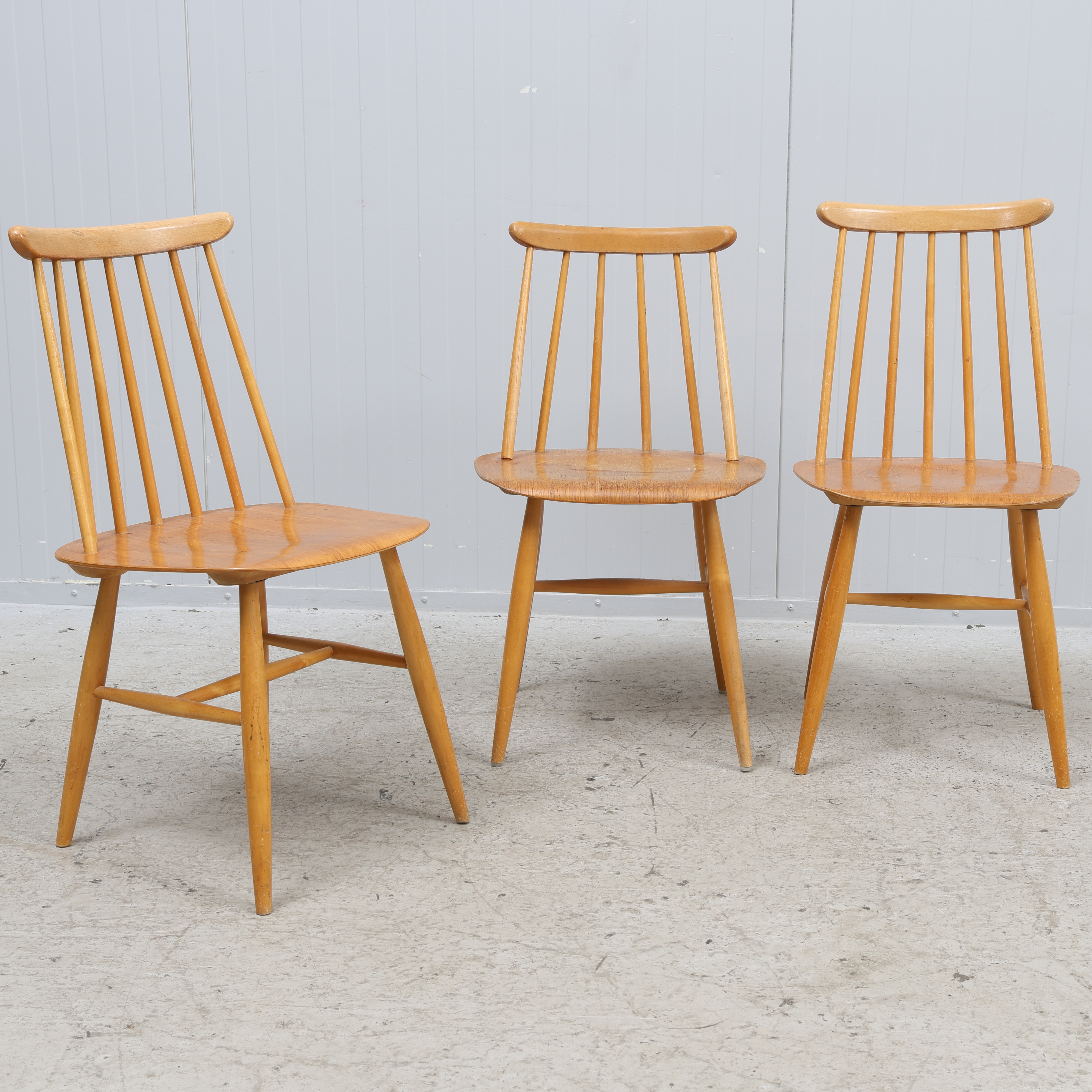 ILMARI TAPIOVAARA. Stolar, 3 st, 55-T och 65-T, Fanett, Edsbyverken.