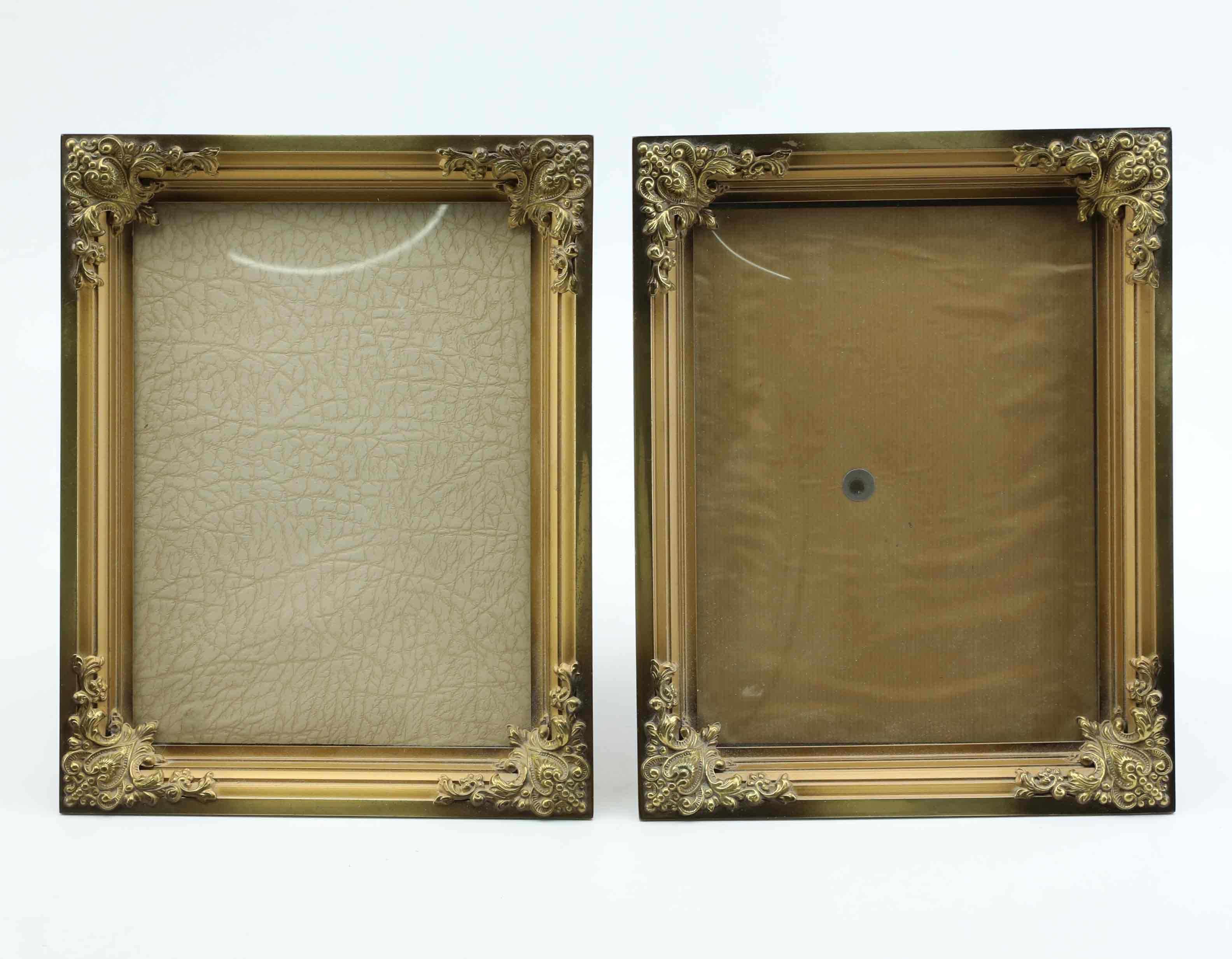 FOTORAMAR, ett par, jugend, förgylld metall, 1900-tal.