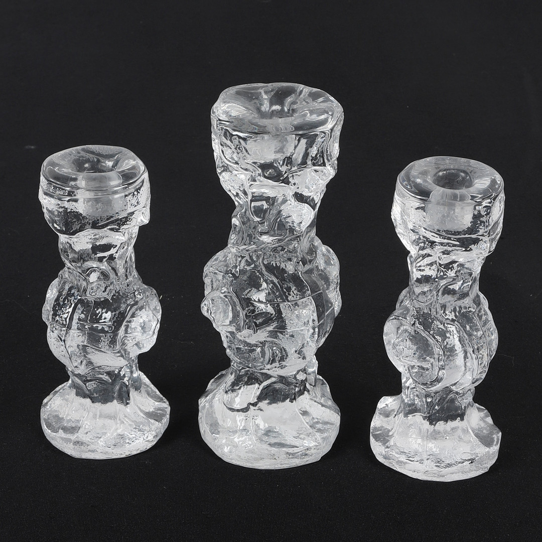 CHRISTER SJÖGREN. Ljusstakar, 3 delar, glas, Lindshammar.