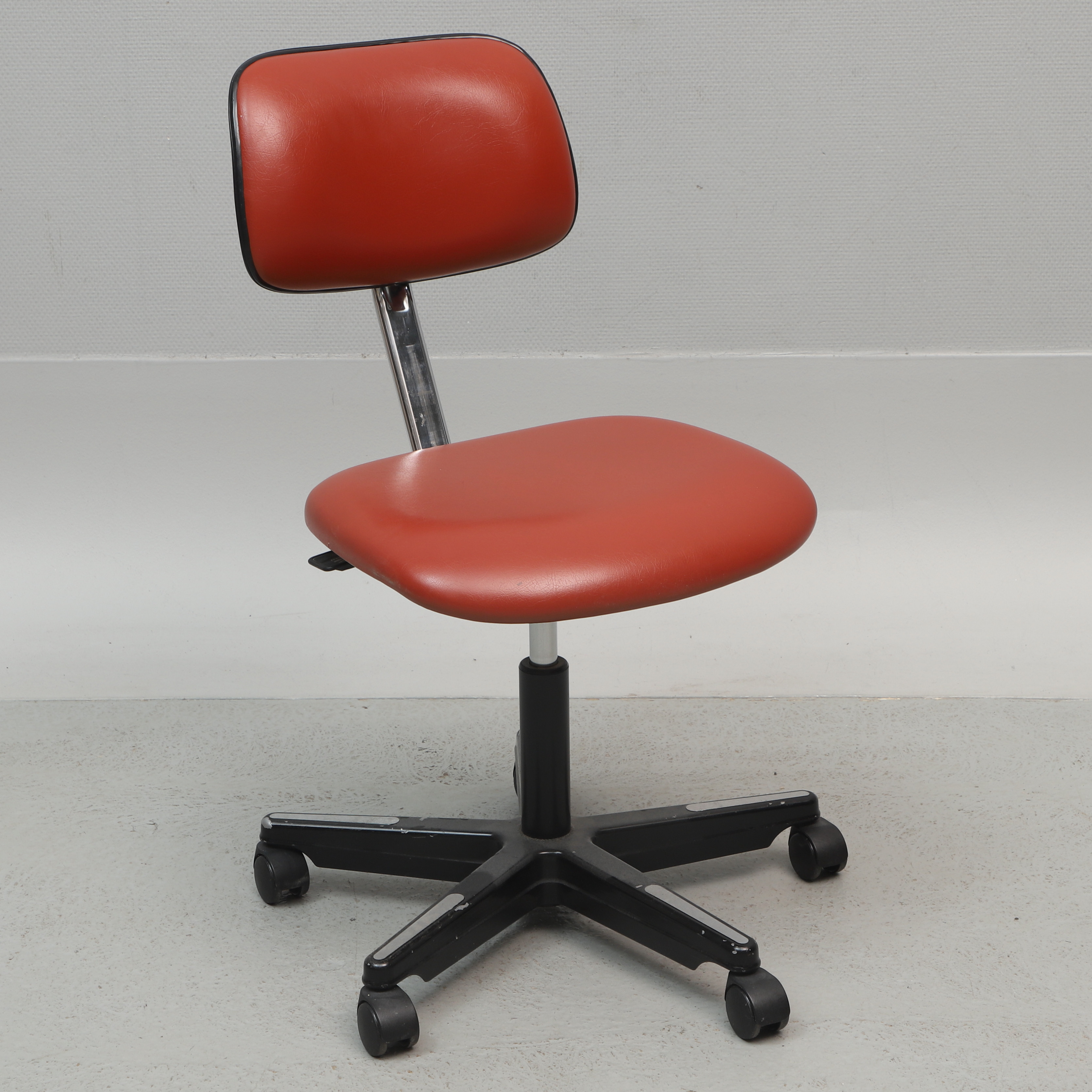 KONTORSSTOL, industristil, Verin, 1900-tal.