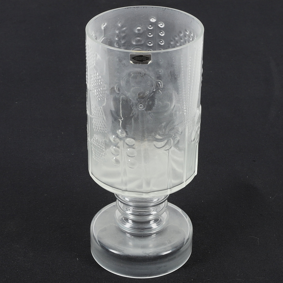 OIVA TOIKKA. Vas, glas, "Flora", Nuutajärvi, Finland.