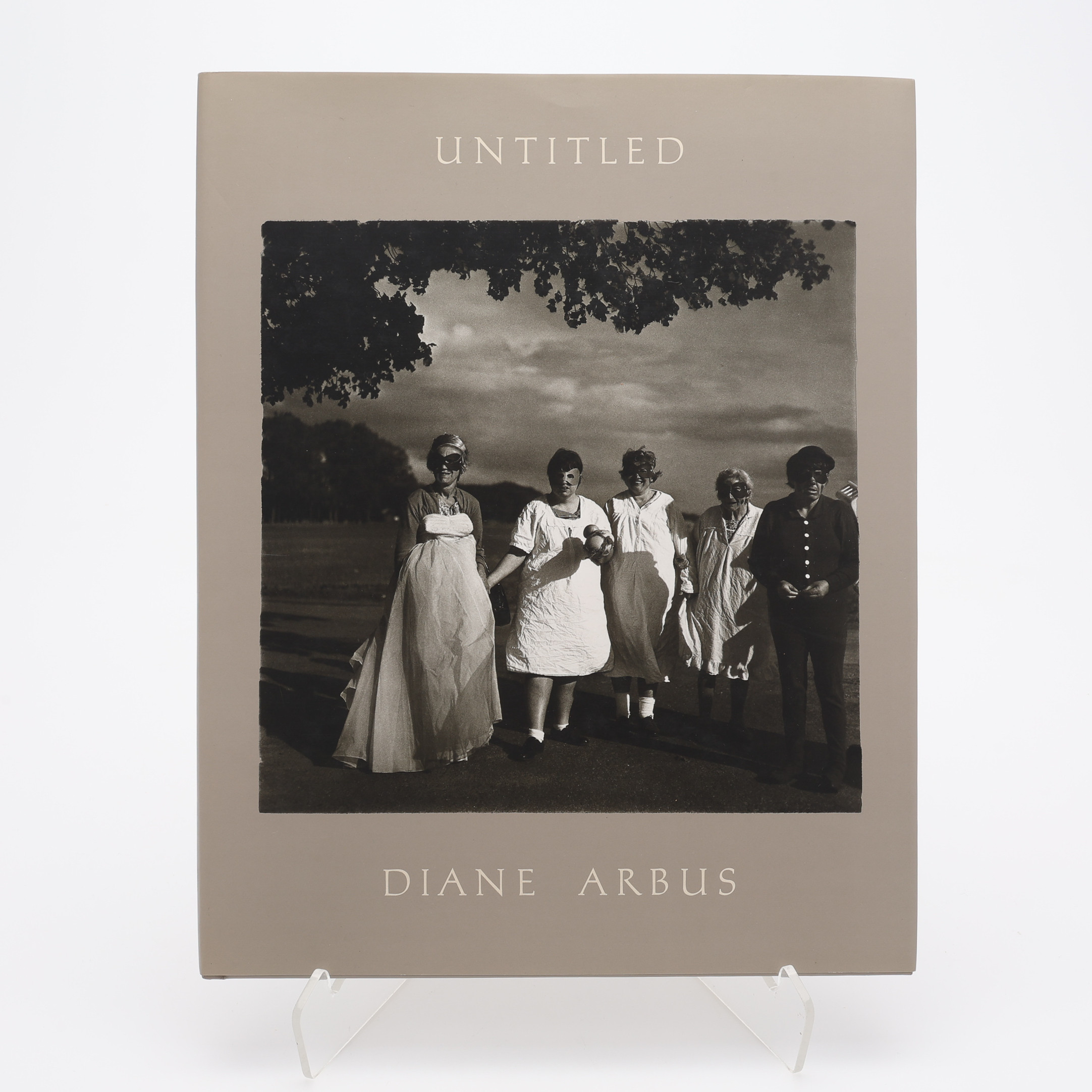 FOTO. DEN AMERIKANSKA FOTOGRAFEN DIANE ARBUS POSTUMT UTGIVNA UNTITLED 1995.