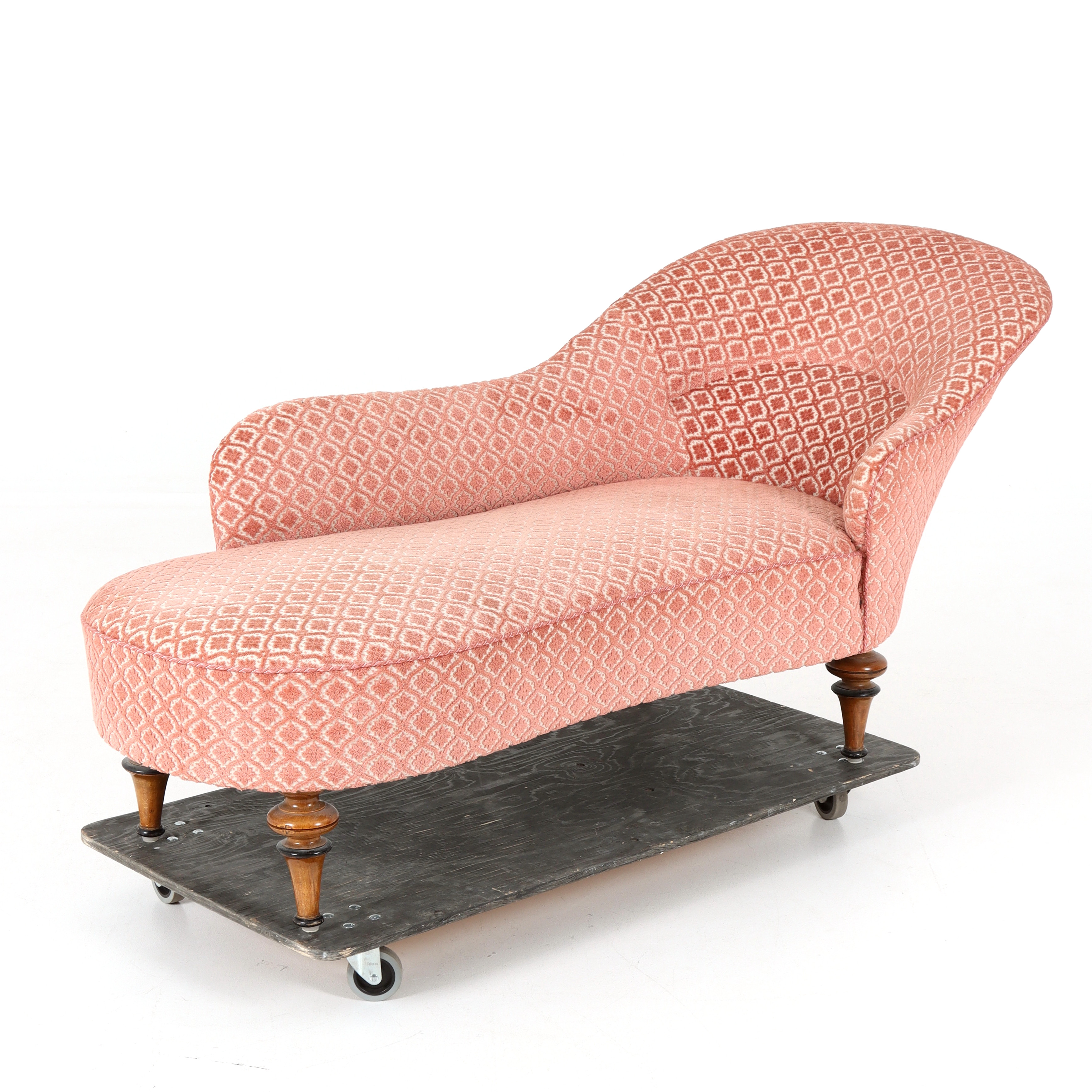 SCHÄSLONG, nyrenässans, 1800-talets slut.