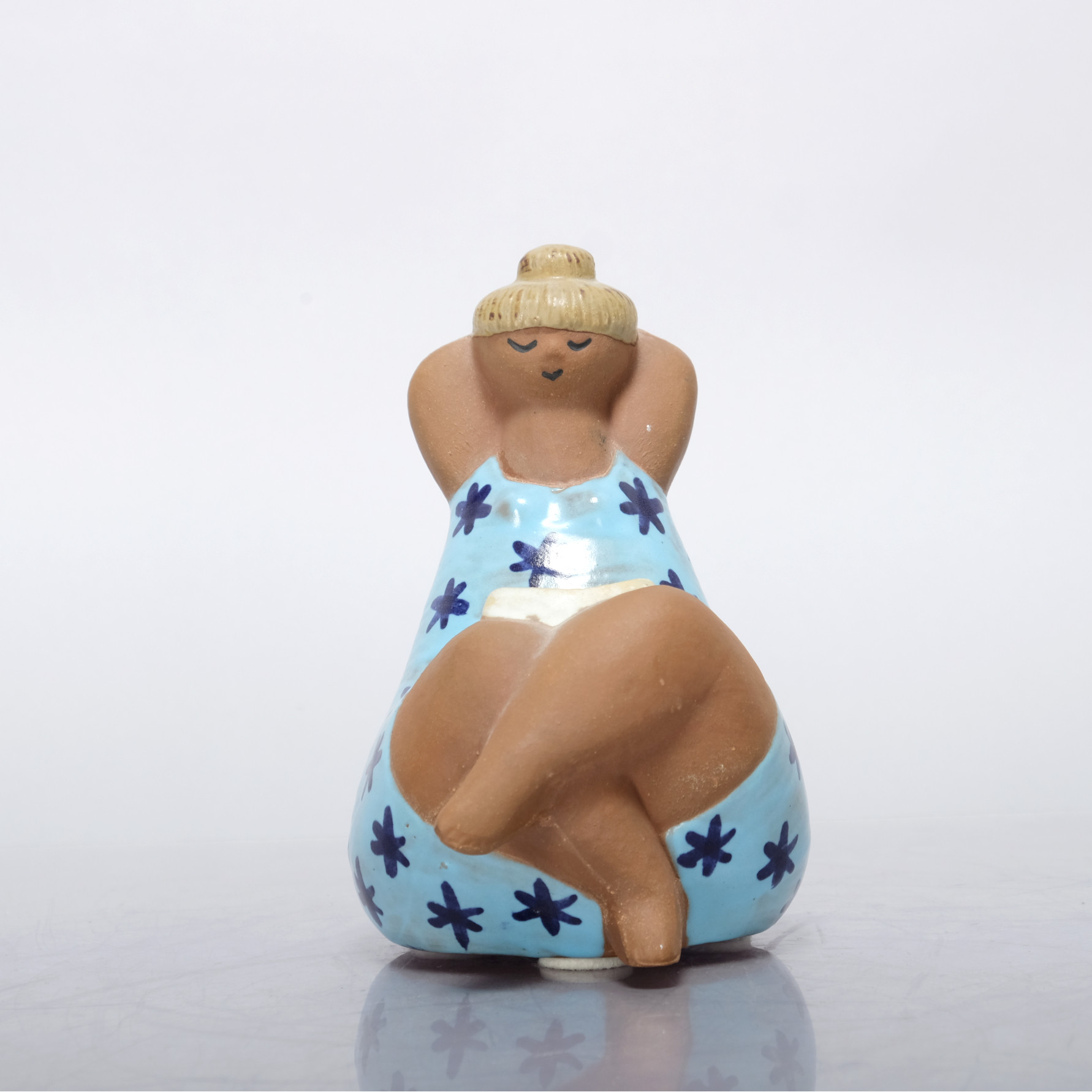 LISA LARSON. signerad "Emma" ur serien ABC-flickor, Gustavsberg.