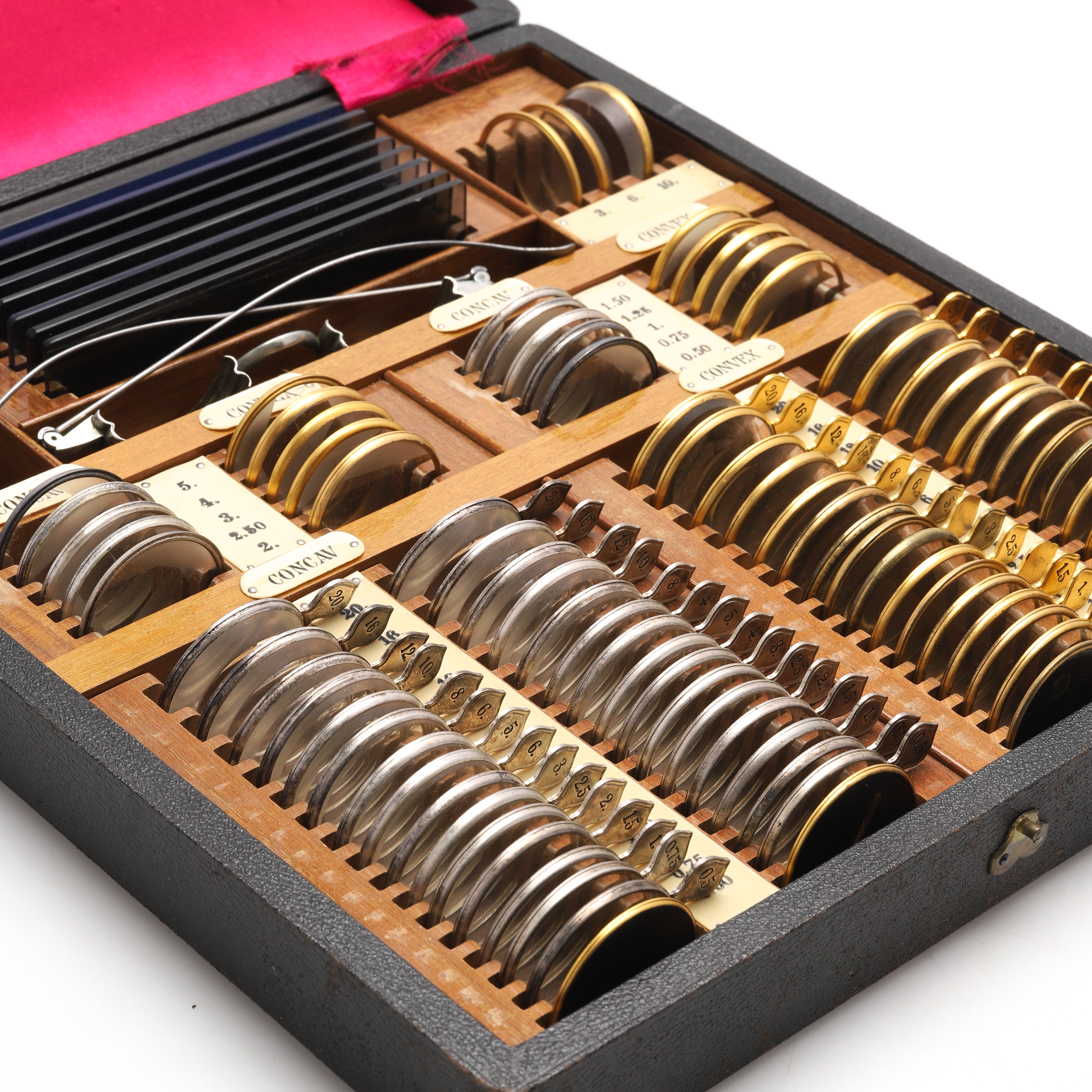 PROVLINSLÅDA, Kirurgiska Instrument Fabriks AB Stockholm. Omkring 1900.