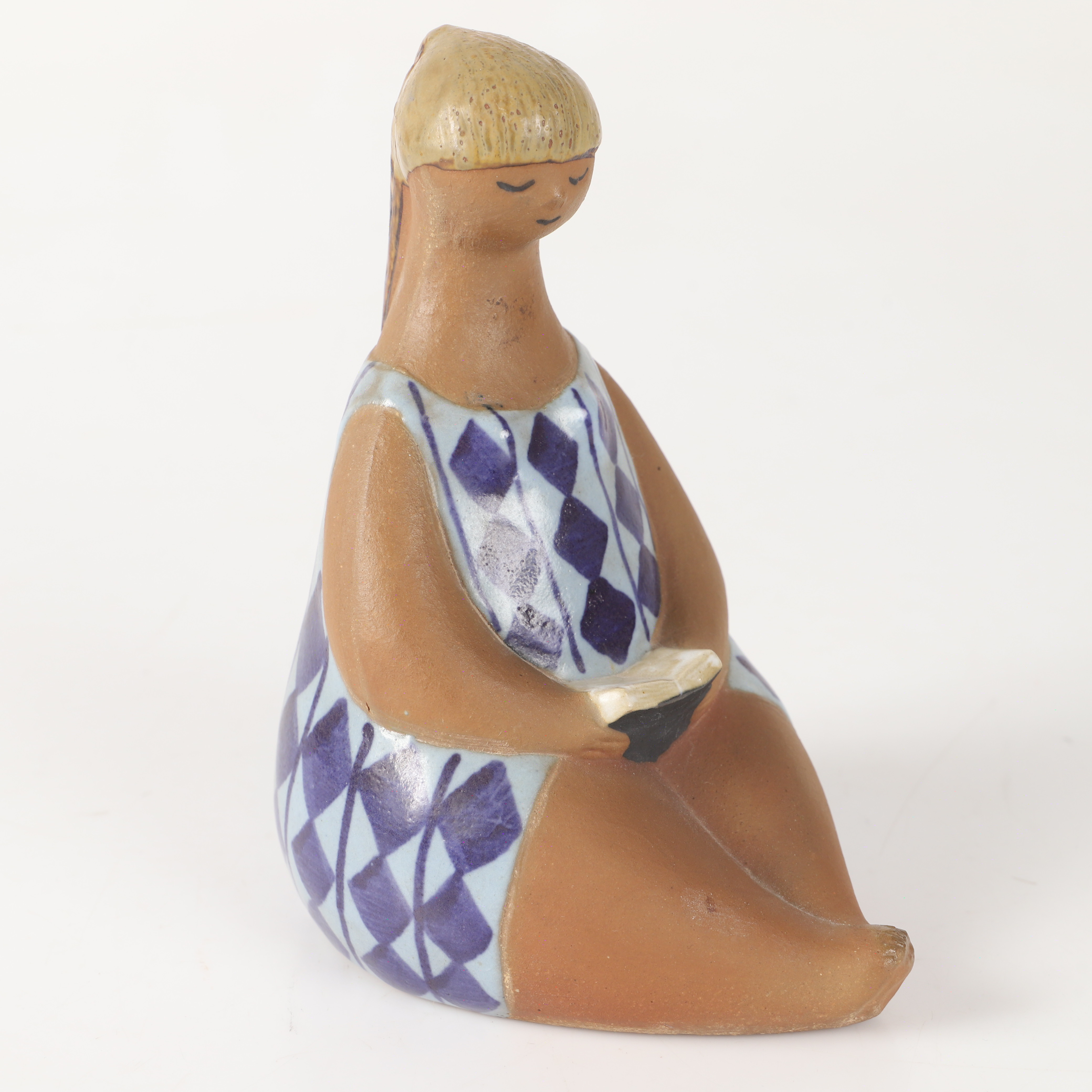 LISA LARSON. Figurin, "Amalia", ur serien "ABC-Flickorna", stengods, Rörstrand.