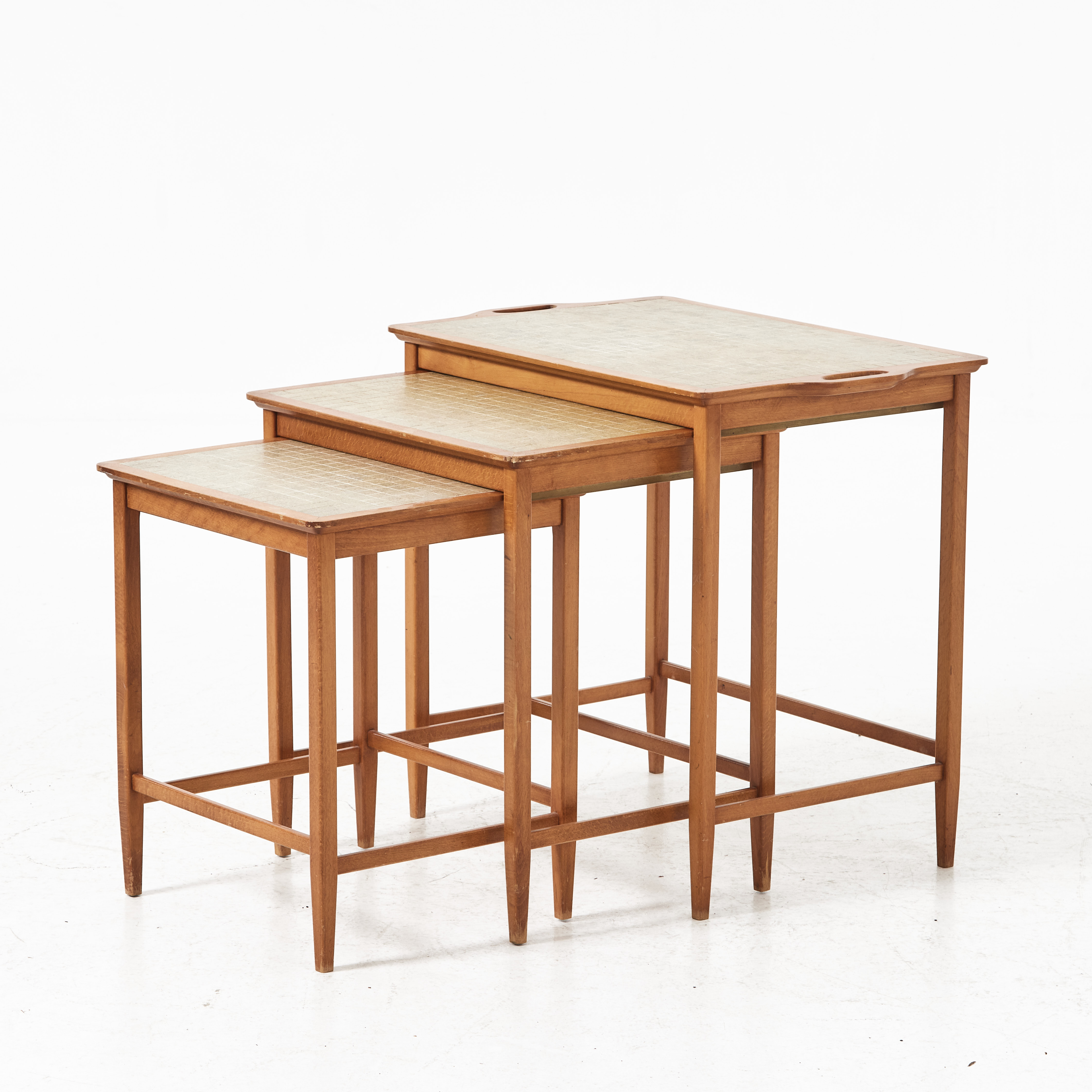 SATSBORD, 3 dlr., 1900-tal, skiva med mosaik.