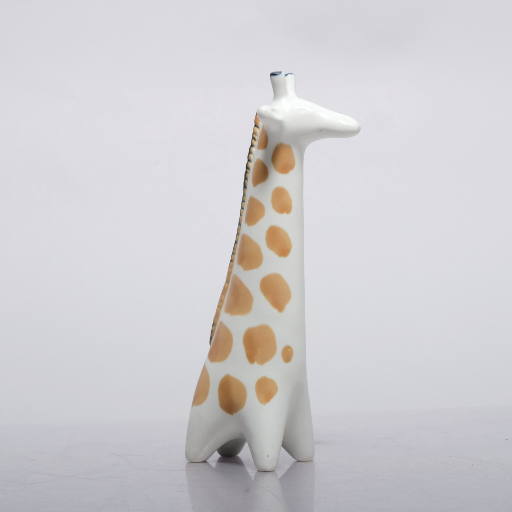 TAISTO KAASINEN. Figur, Giraff, Arabia, Porslin, 1960-tal.