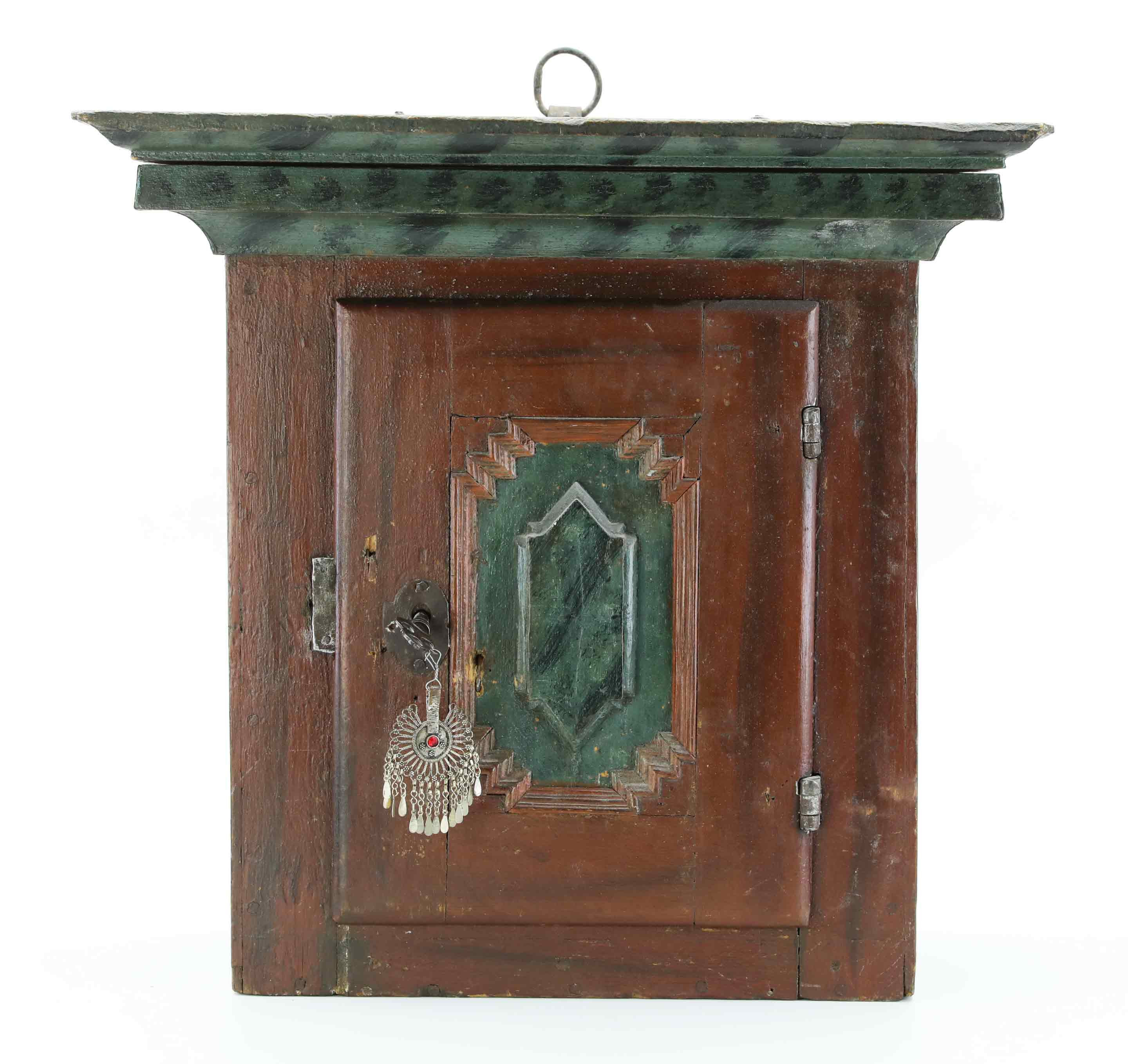 HÄNGSKÅP, Allmoge, Hälsingland, 117/800-tal.