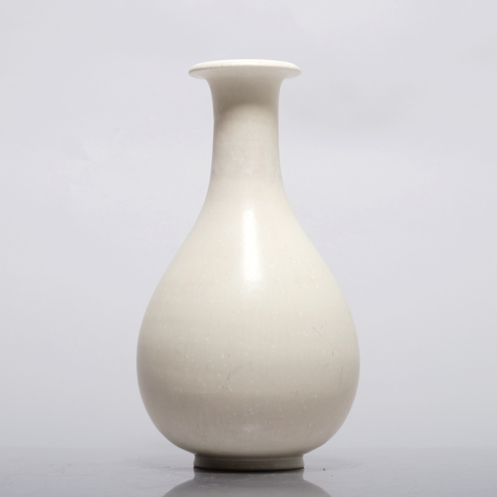 GUNNAR NYLUND. Vas, Stengods, Rörstrand, 1900-talets mitt.