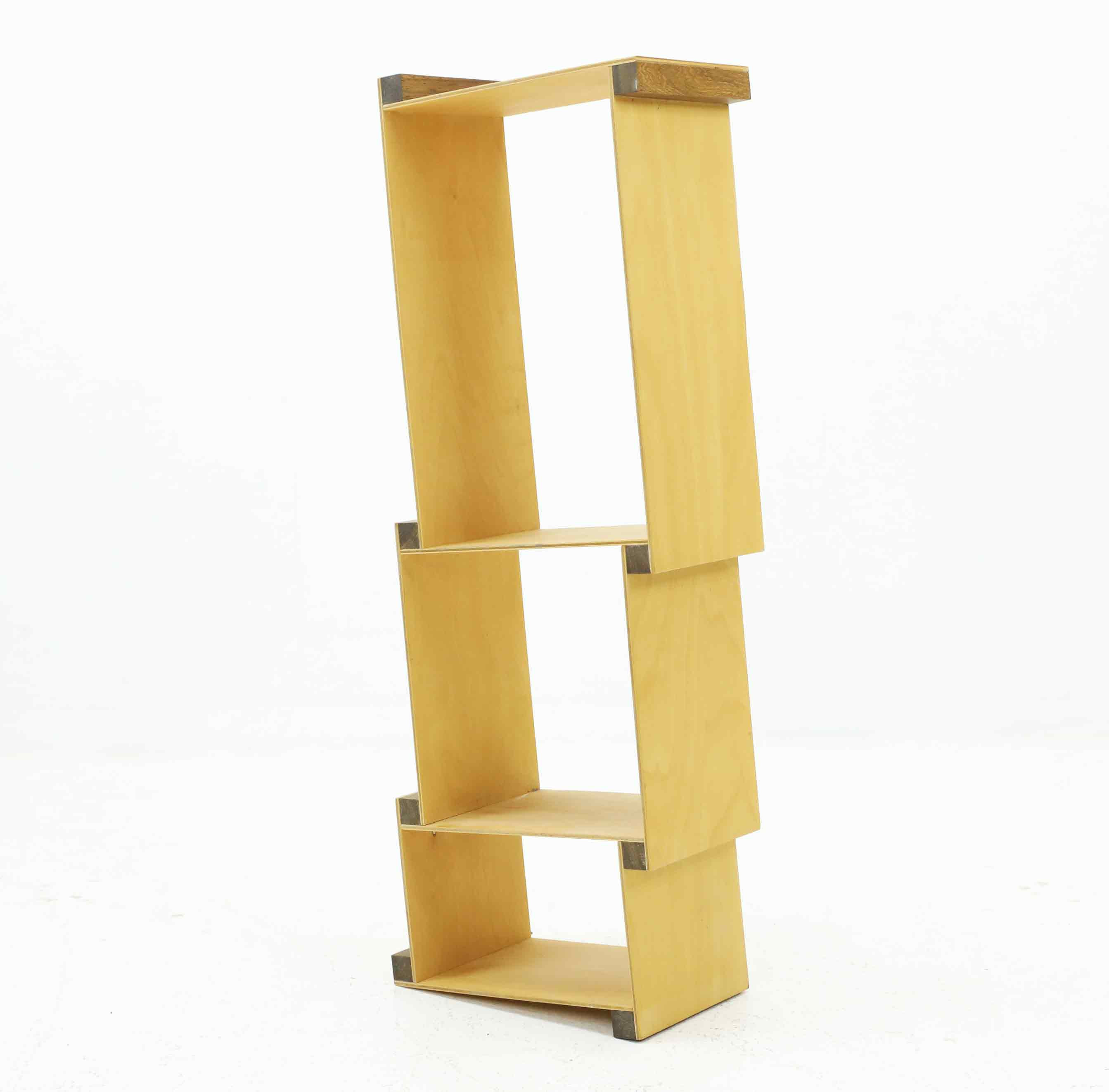 VÄGGHYLLA, trä, 1900-tal.