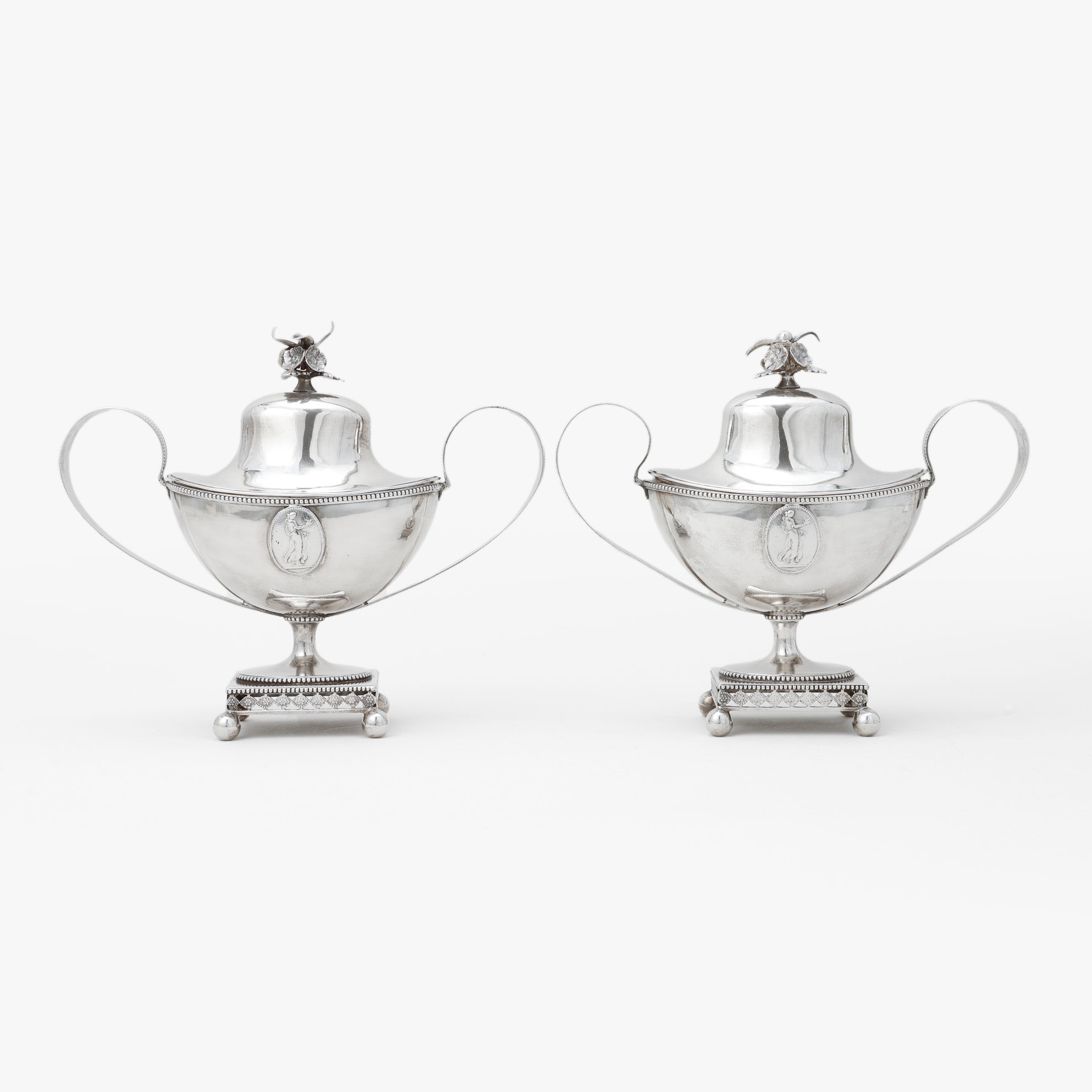 SVEN PIHLGREN. Strösockersskålar, ett par, silver, sengustavianska, Jönköping, 1798.