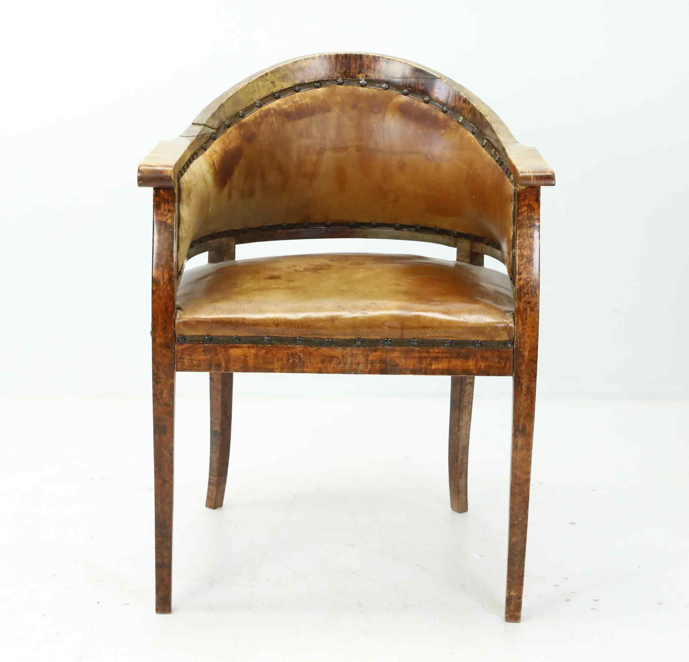 KARMSTOL, Jugend, skinn, tidigt 1900-tal.