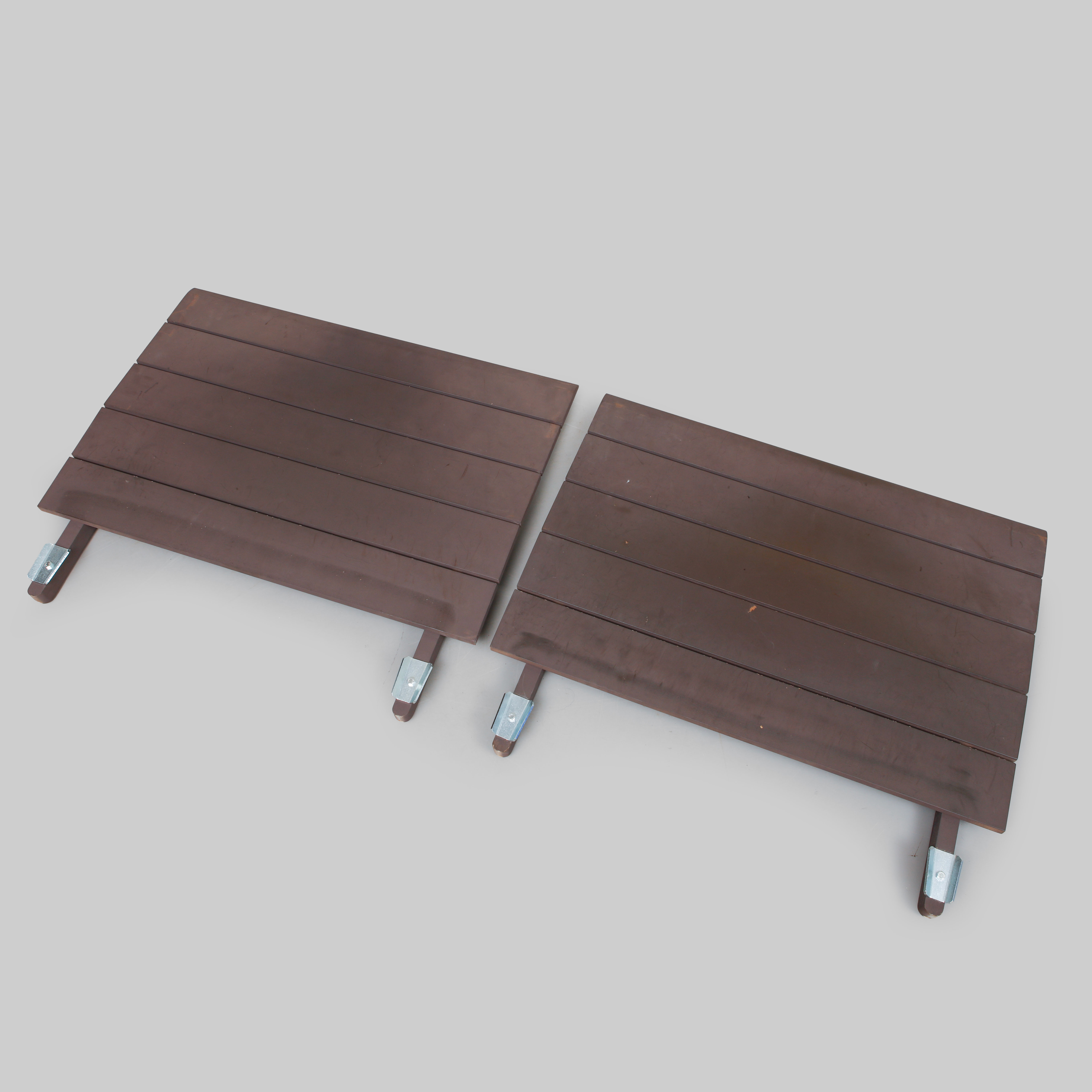 NIRVAN RICHTER. Sänggavlar, ett par, Norrgavel.