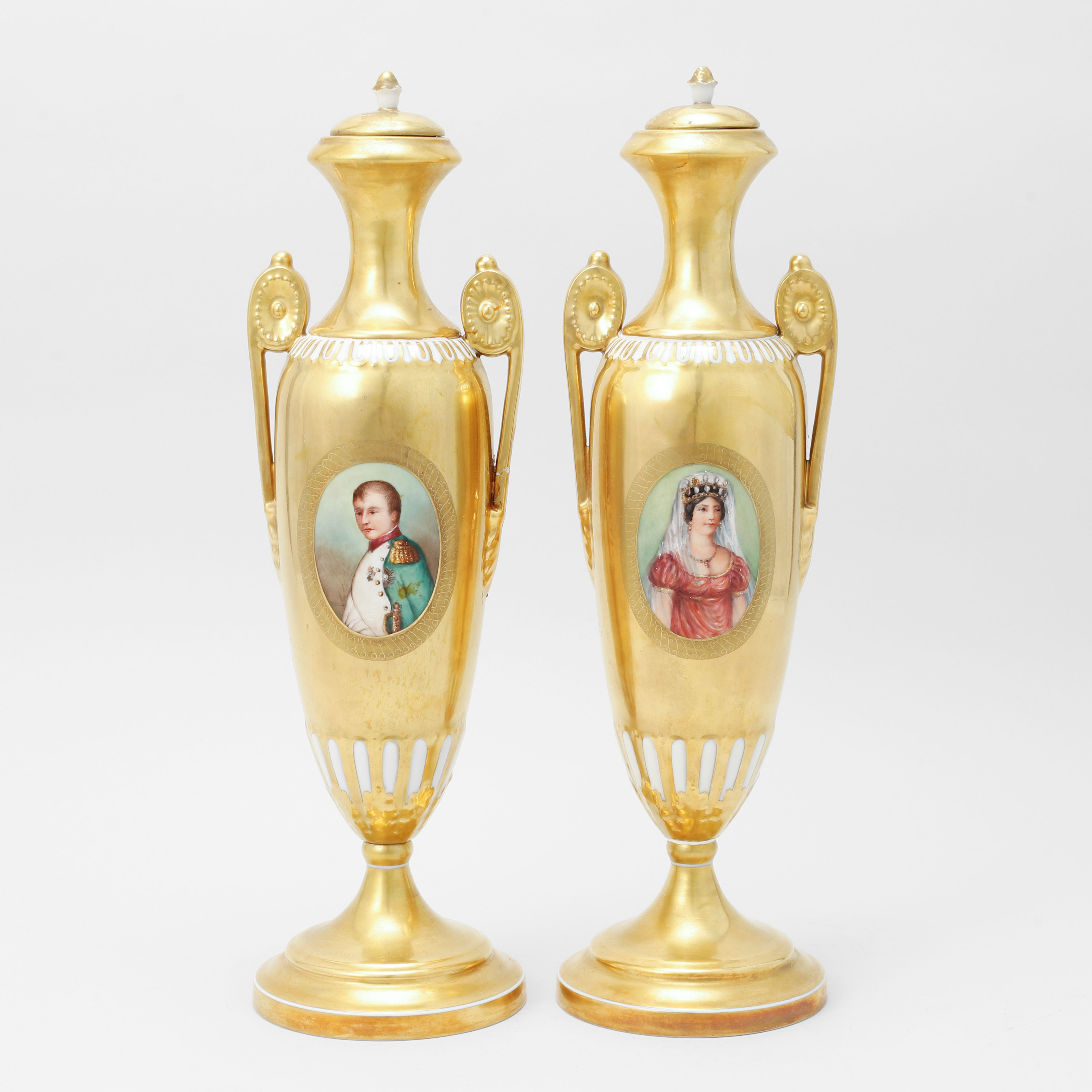 LOCKURNOR, 1 par, porslin, Dresden, empirestil.