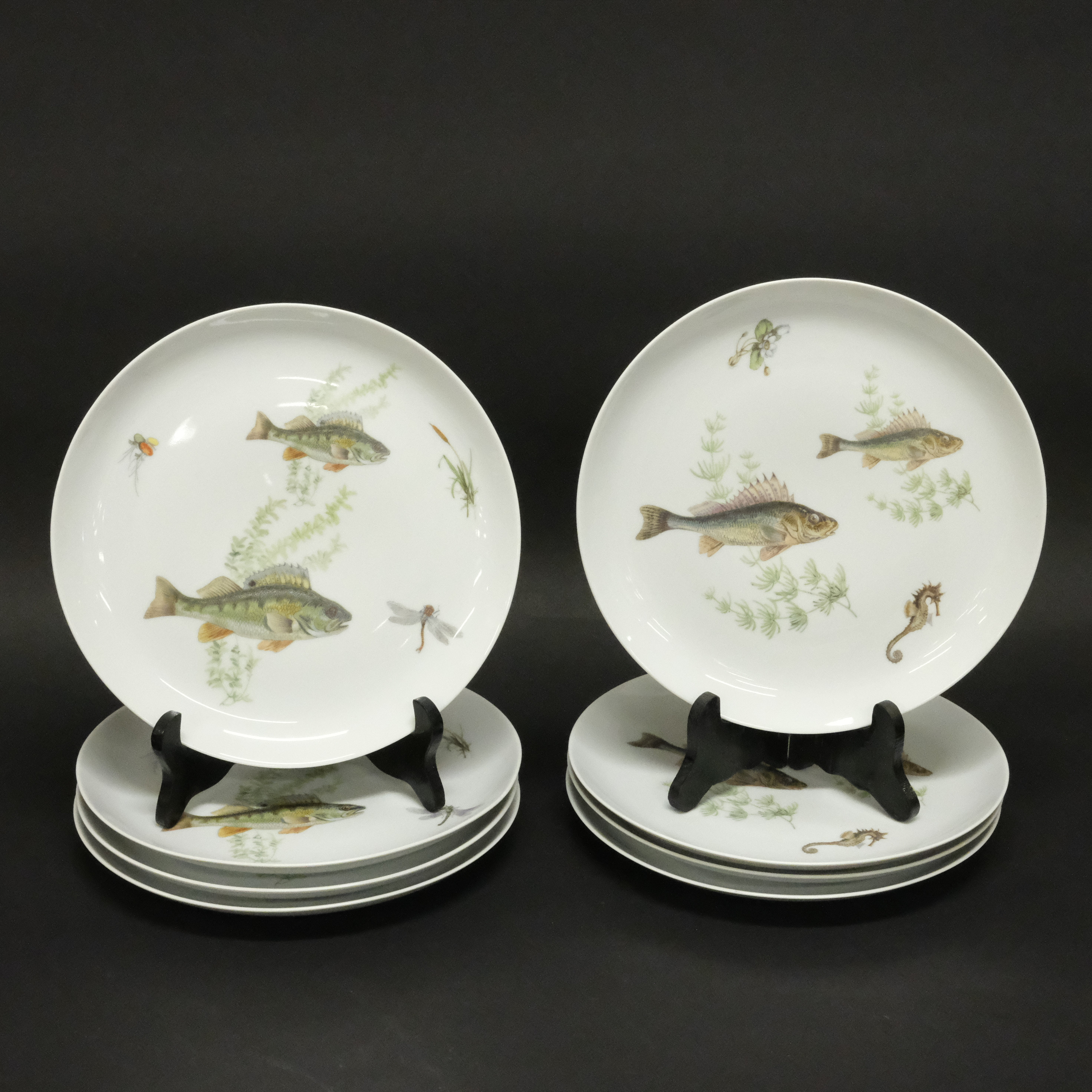 TALLRIKAR, FISKMOTIV, UPSALA-EKEBY, KARLSKRONA, 8 STYCKEN.