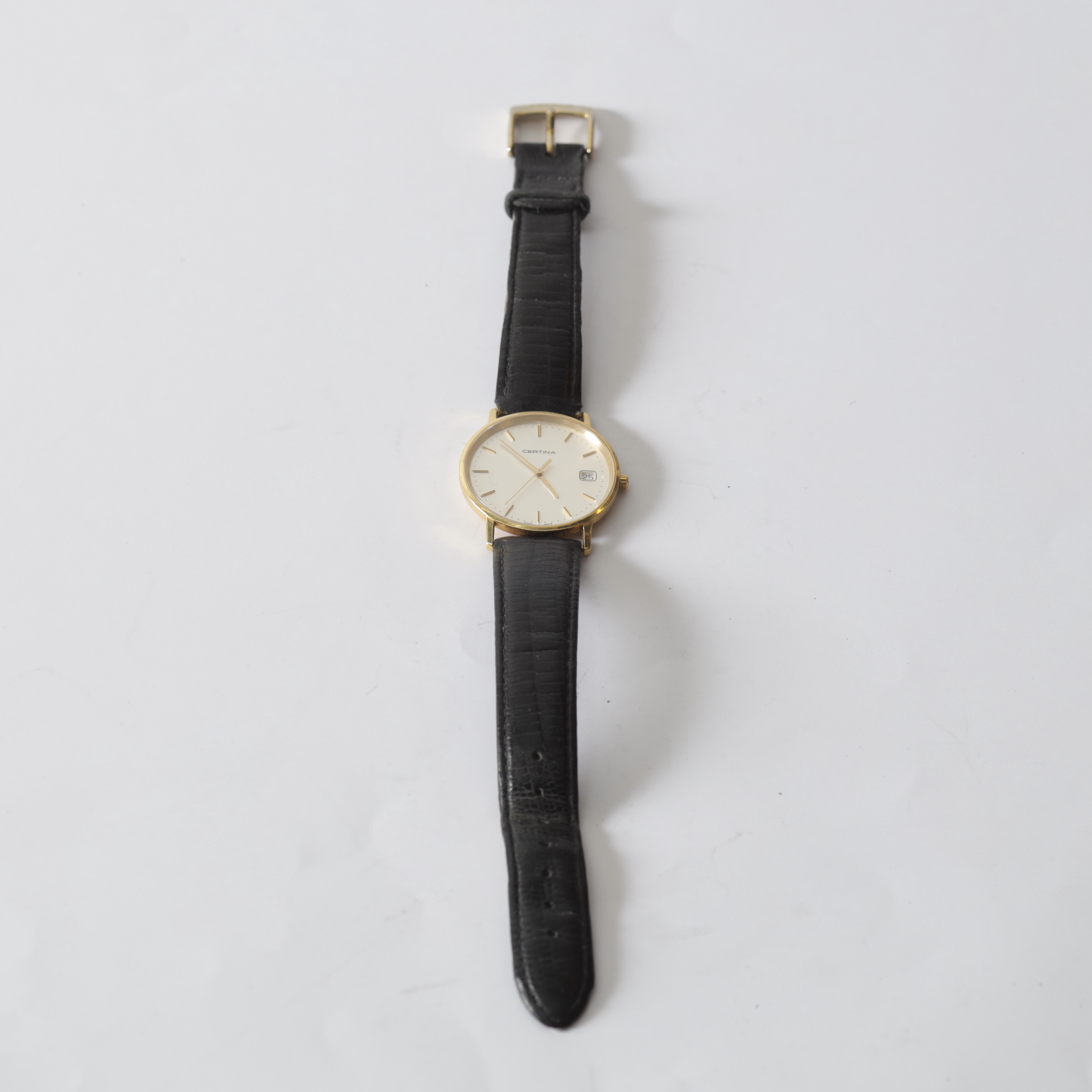 ARMBANDSUR, 18K guld, Certina. Totalvikt ca 30,8 gram inklusive armband.