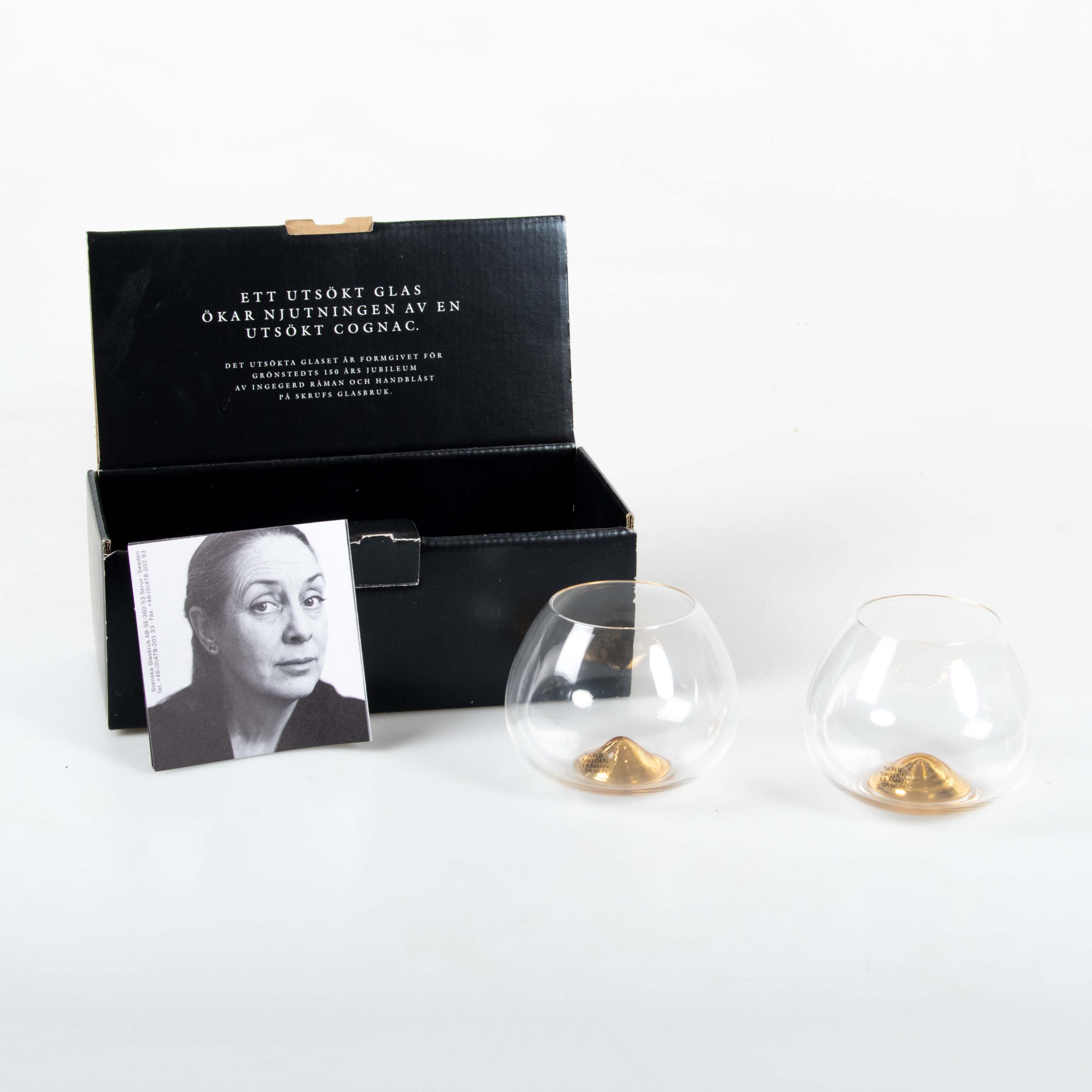 INGEGERD RÅMAN. Konjakskupor, 2 st, "Guld", Skruf.