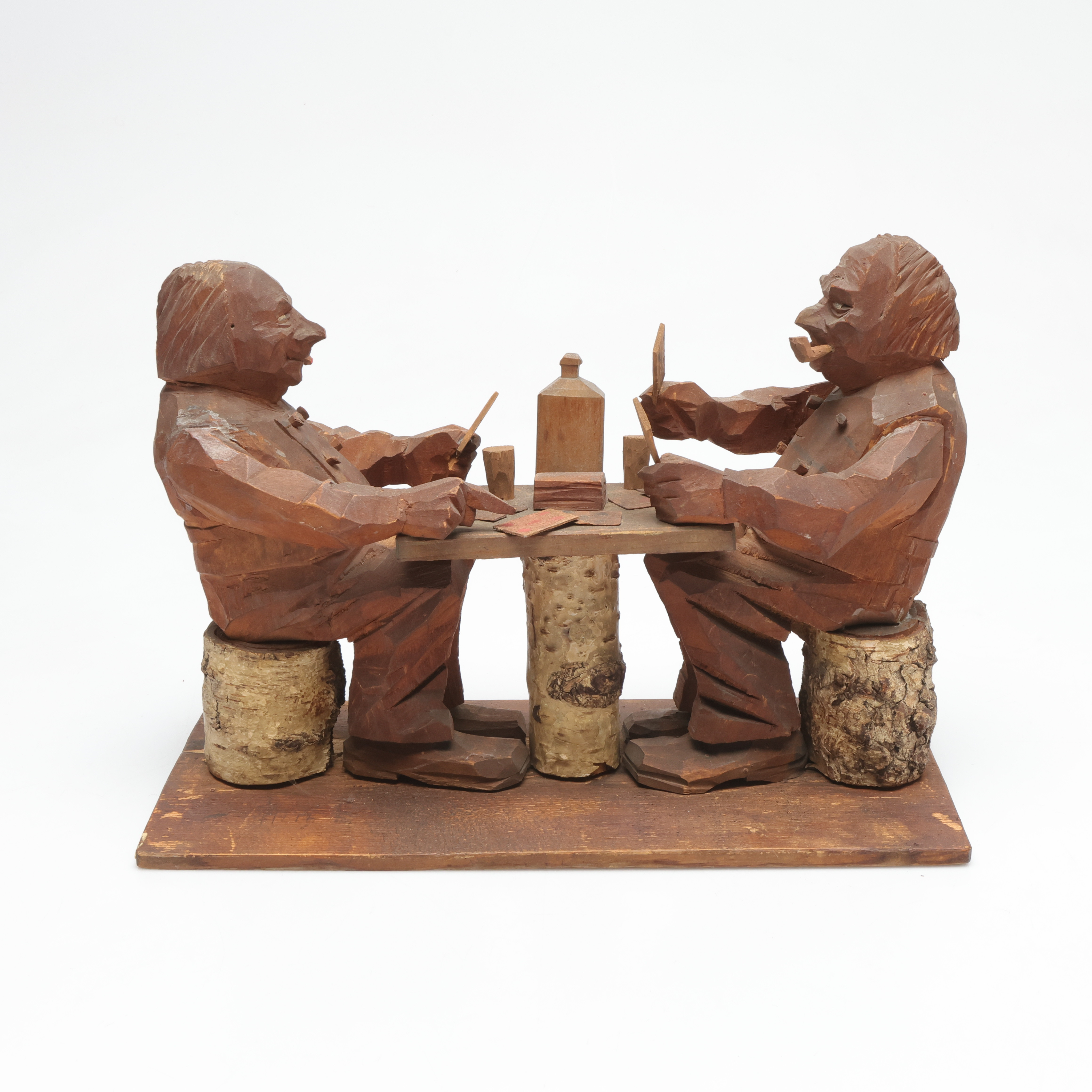 CARL JOHAN TRYGG. Skulpturgrupp, snidat trä, Kortspelare.