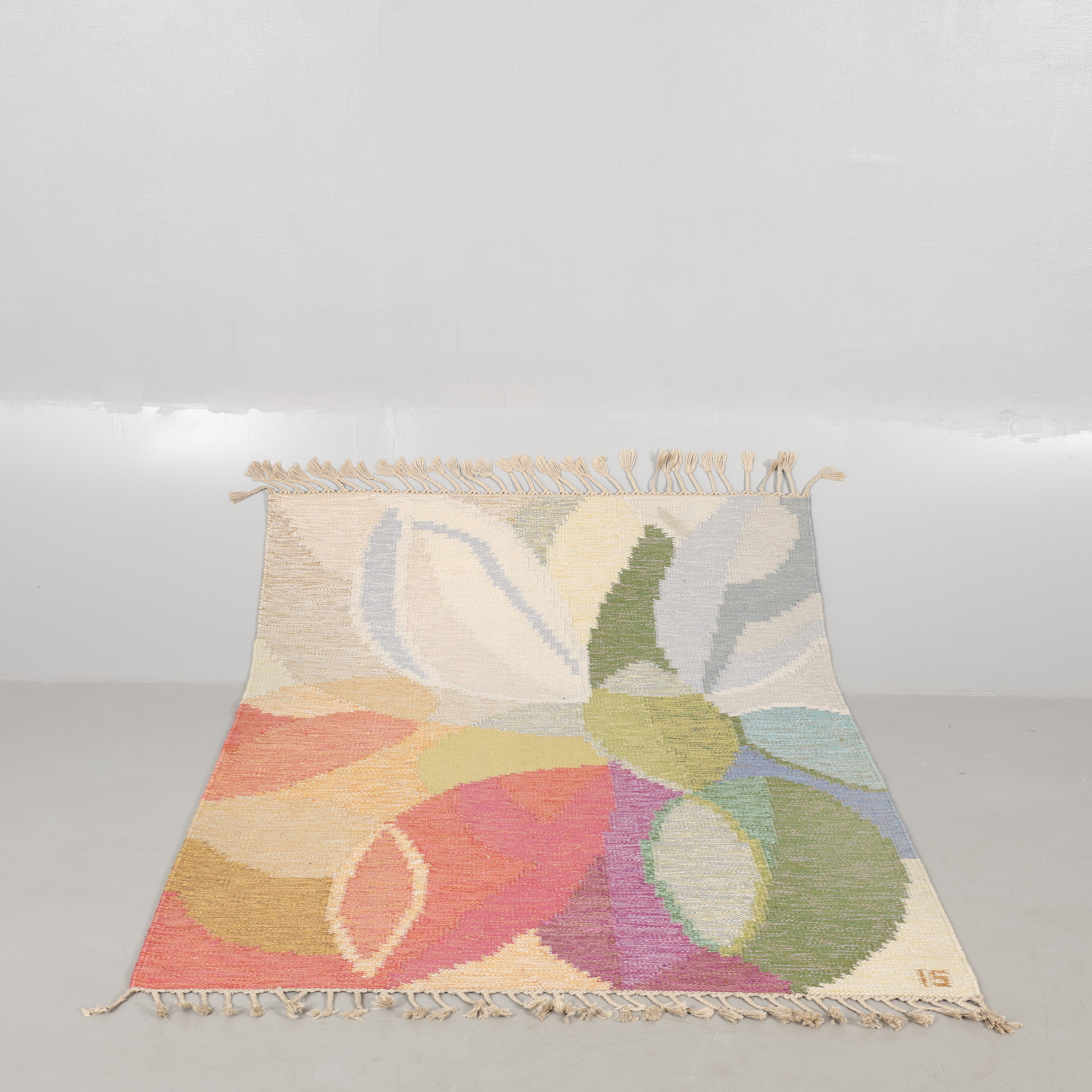 INGEGERD SILOW. MATTA Röllakan, "Bladmosaik", för Axeco, 202x144 cm signerad IS.