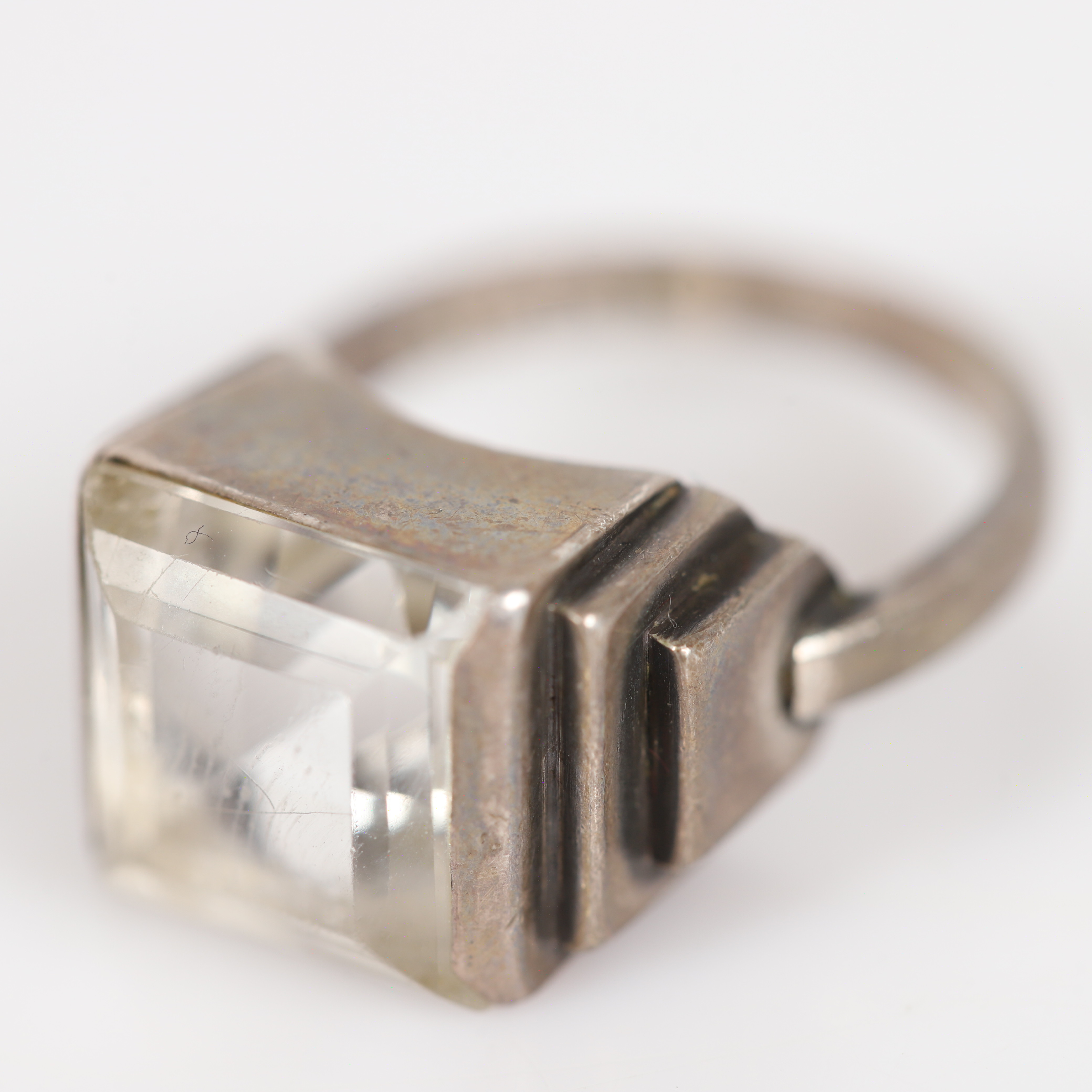 WIWEN NILSSON. Ring, sterlingsilver med trappslipad bergskristall, Lund, 1939.